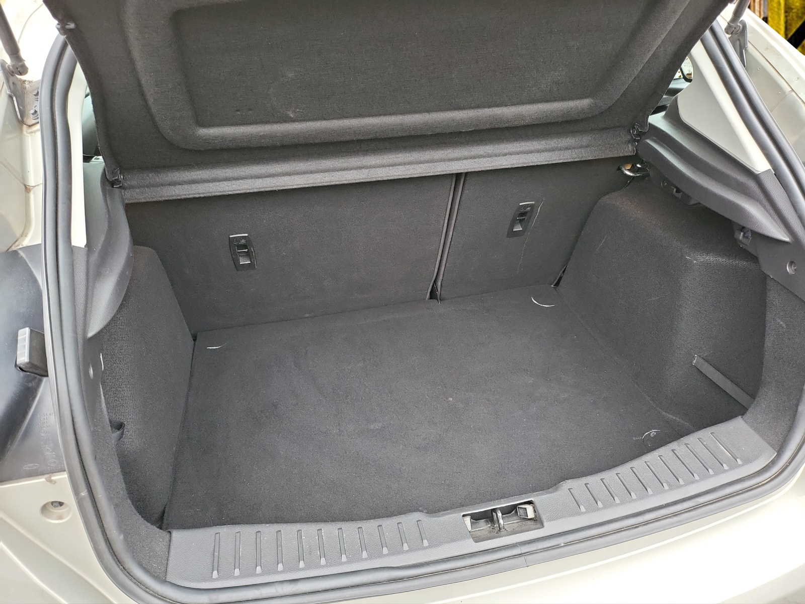 FORD Focus 1.0i EcoB 125 Titanium-image-11