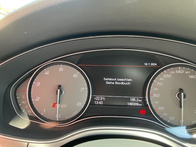 AUDI S6 Avant 4.0 TFSI V8 quattro S-tronic-image-5