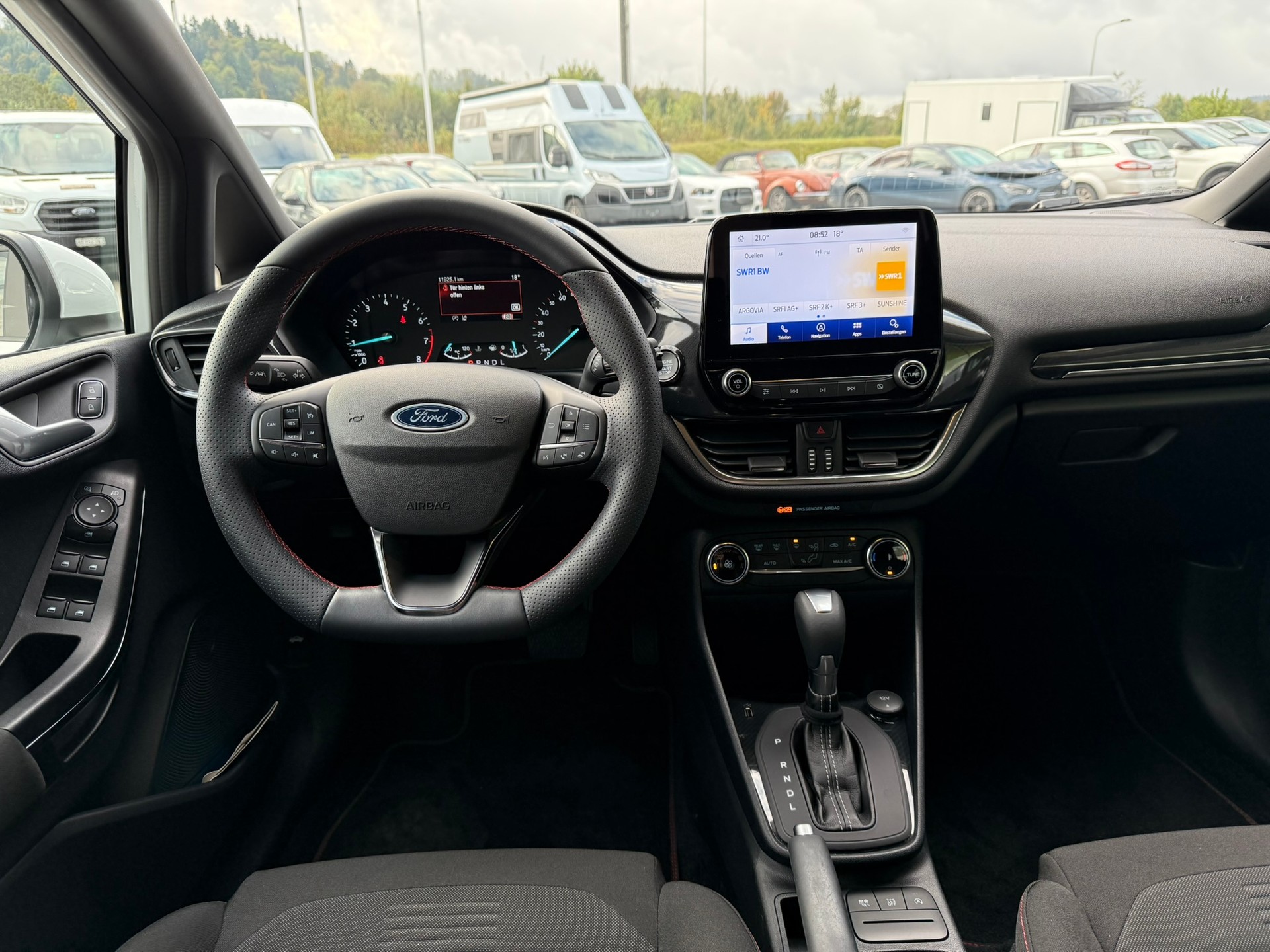 FORD Fiesta 1.0 SCTi MHEV ST Line X Automat-image-8