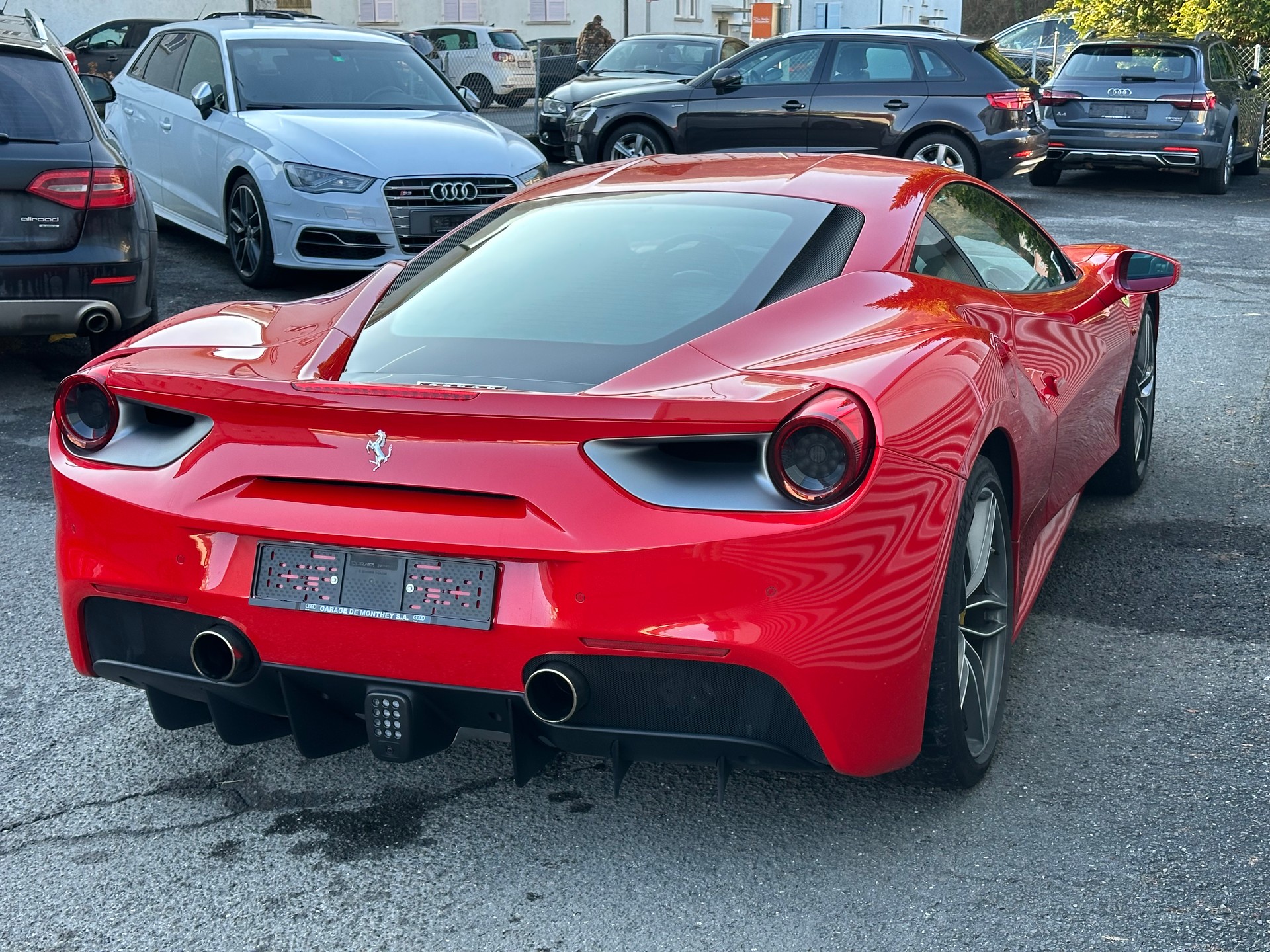 FERRARI 488 GTB 3.9 V8-image-4