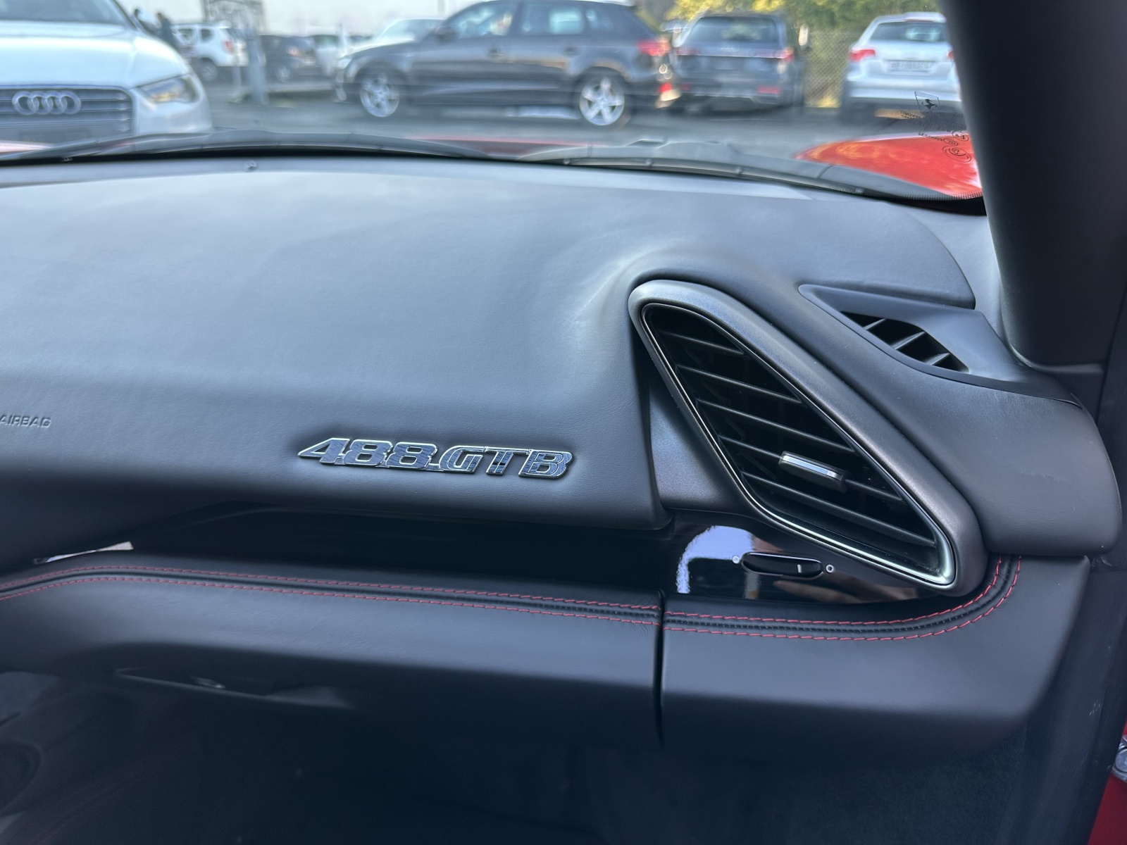 FERRARI 488 GTB 3.9 V8-image-9