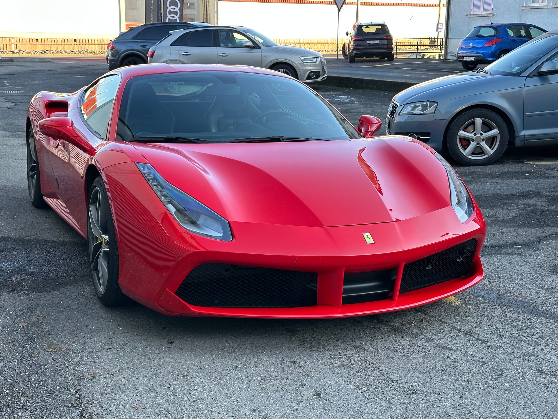 FERRARI 488 GTB 3.9 V8-image-1