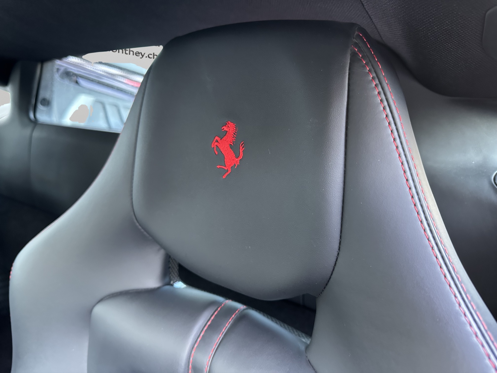 FERRARI 488 GTB 3.9 V8-image-5