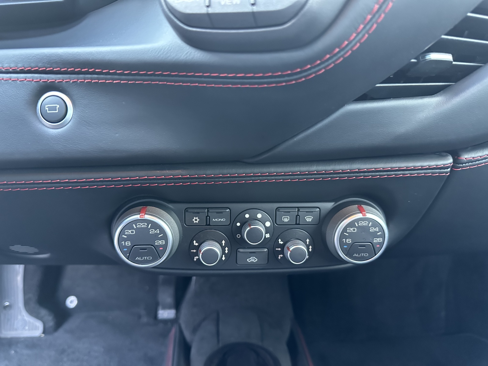 FERRARI 488 GTB 3.9 V8-image-7