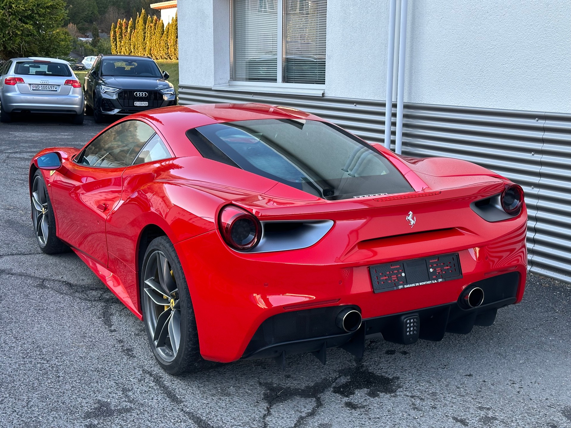 FERRARI 488 GTB 3.9 V8-image-3
