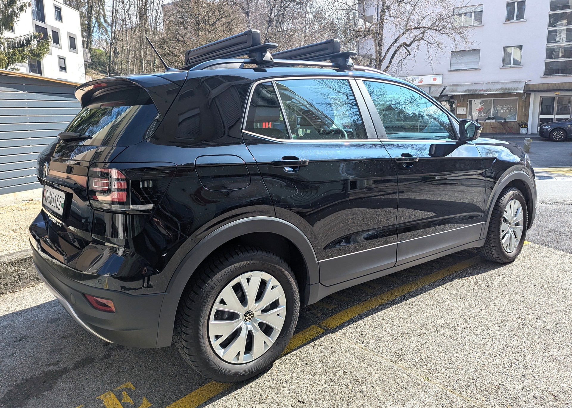VW T-Cross 1.0 TSI-image-3