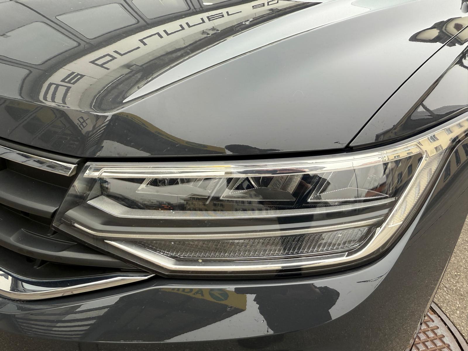 VW Tiguan 2.0 TDI SCR Life 4Motion DSG-image-10