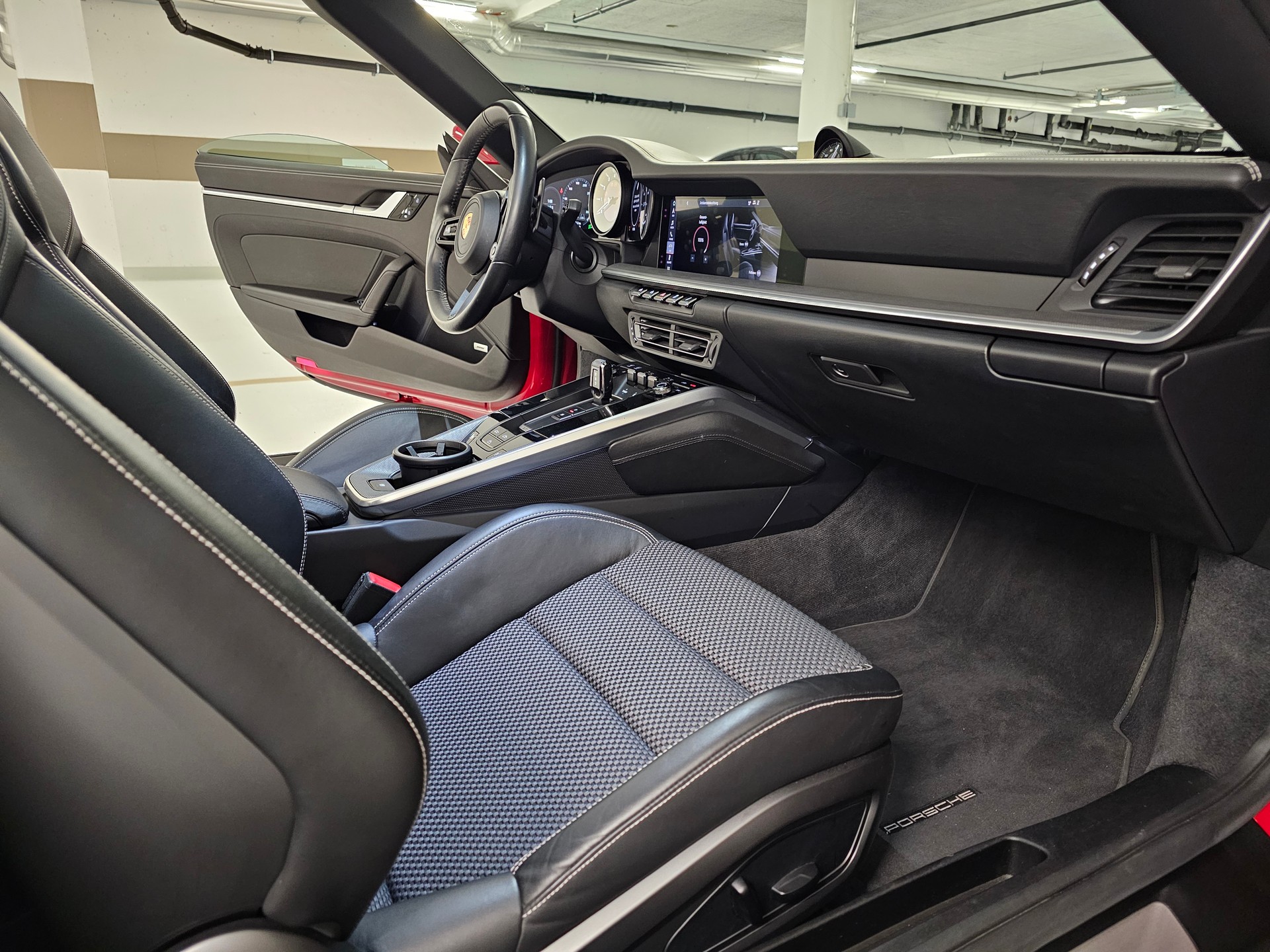 PORSCHE 911 Carrera S Cabriolet PDK-image-14