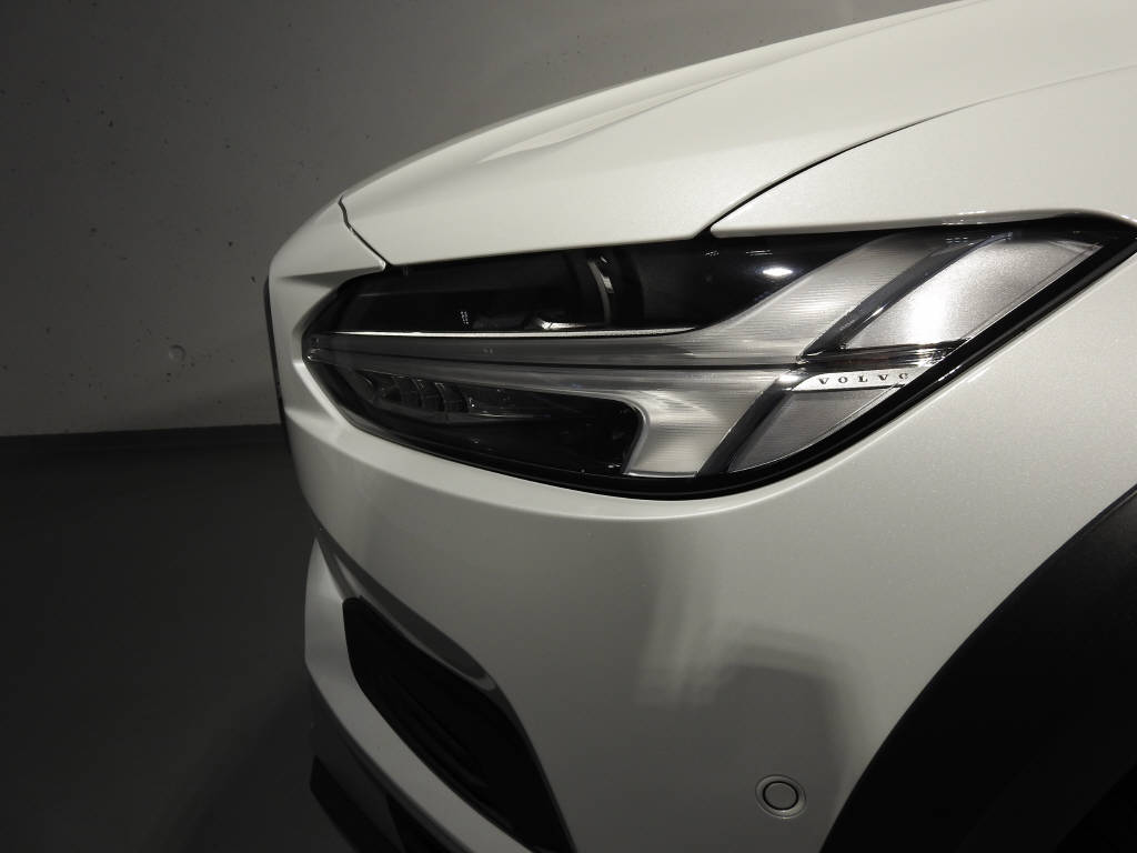 VOLVO V90 Cross Country 2.0 B5 Plus AWD-image-11