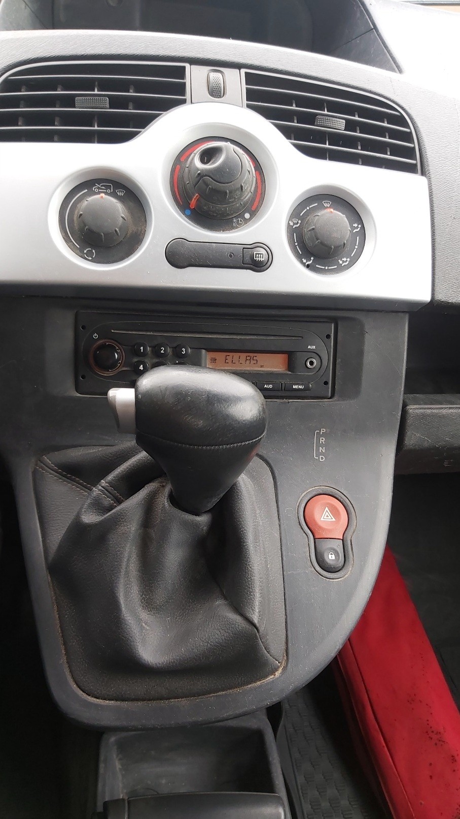 RENAULT Kangoo Z.E.-image-13