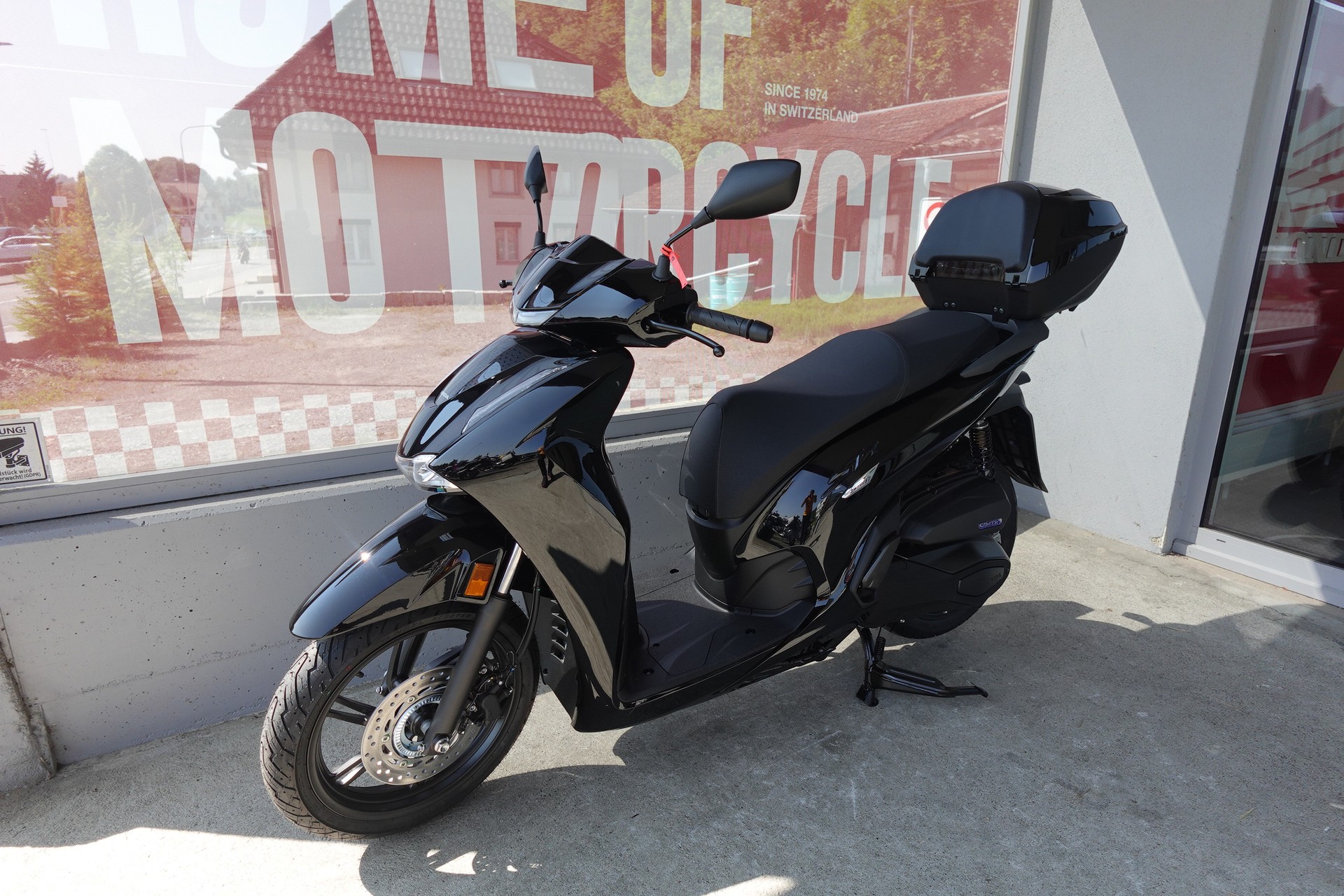 HONDA SH 350-showroom-element-1