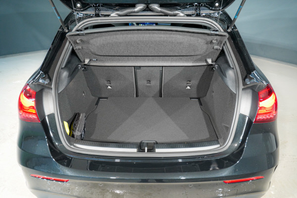 MERCEDES-BENZ A 250 4Matic 8G-DCT-image-3