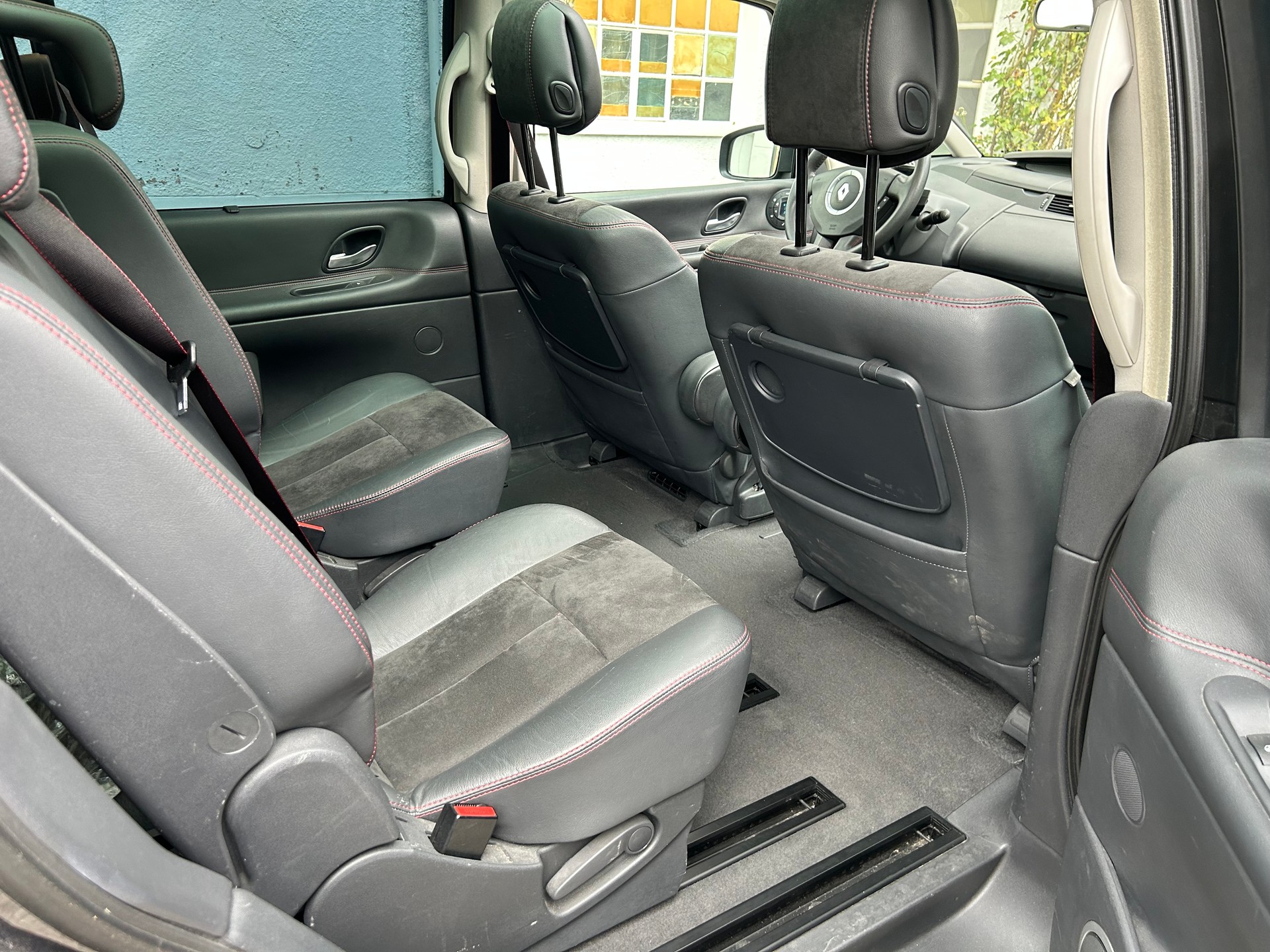 RENAULT Espace 2.0 dCi Swiss Edition Automatic-image-15