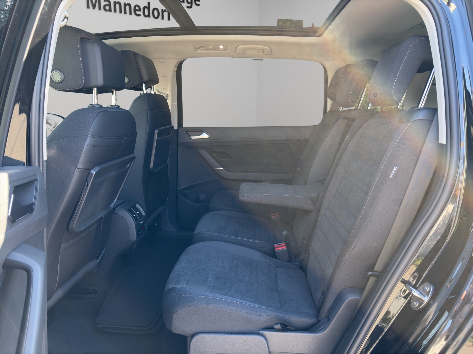 VW Touran 1.5 TSI EVO Highline United DSG-image-10