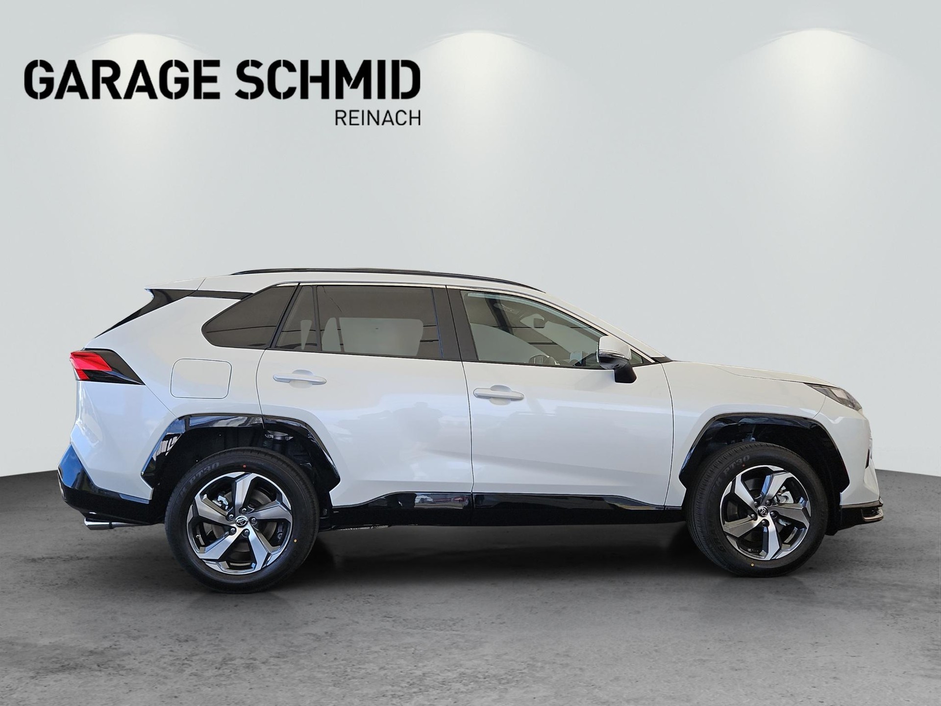 TOYOTA RAV4 2.5 Plug-In-Hybrid Premium-image-7