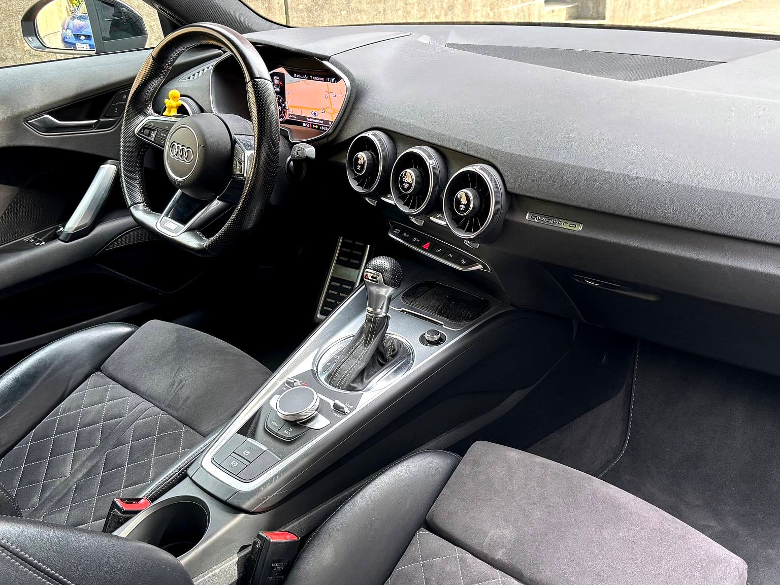 AUDI TT Cpé 2.0 TFSI quattro S LINE S-Tronic-image-4