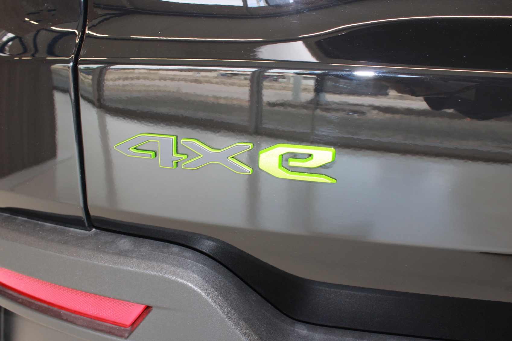 JEEP Avenger 1.2 Turbo MHEV Upland Plus 4xe-image-14