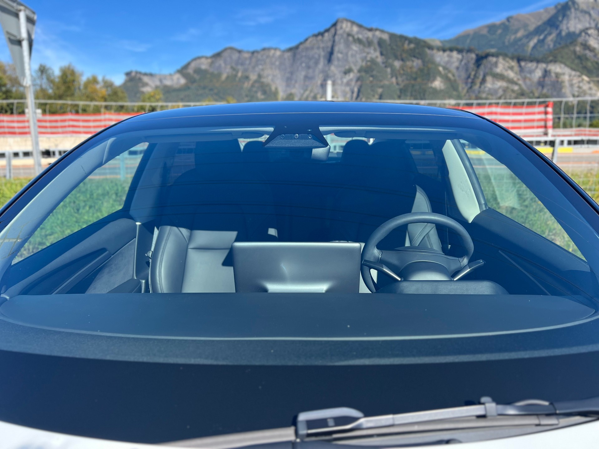 TESLA Model 3 Performance Dual Motor AWD-image-22