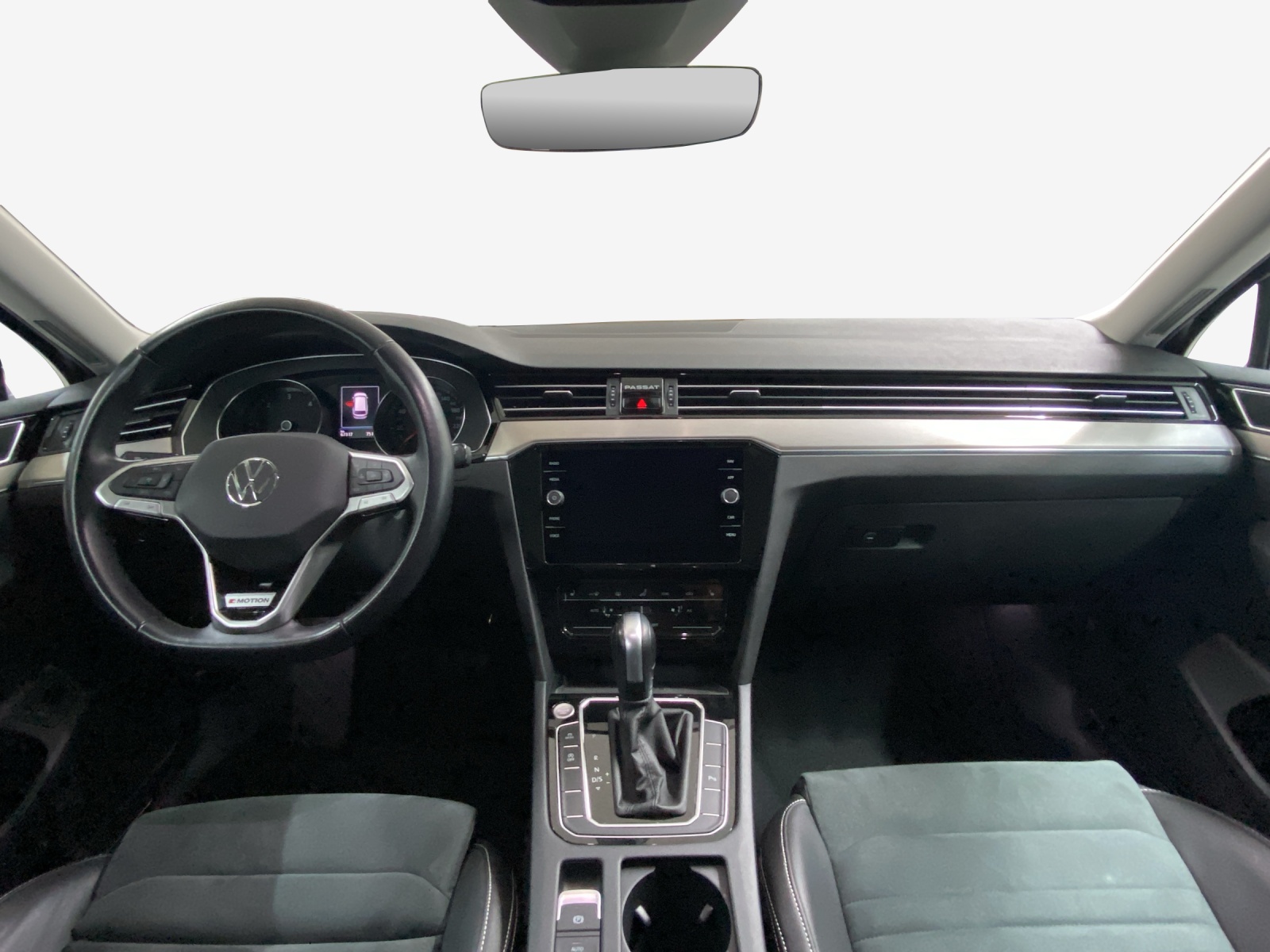 VW Passat 2.0 TDI BMT Elegance 4Motion DSG-image-8