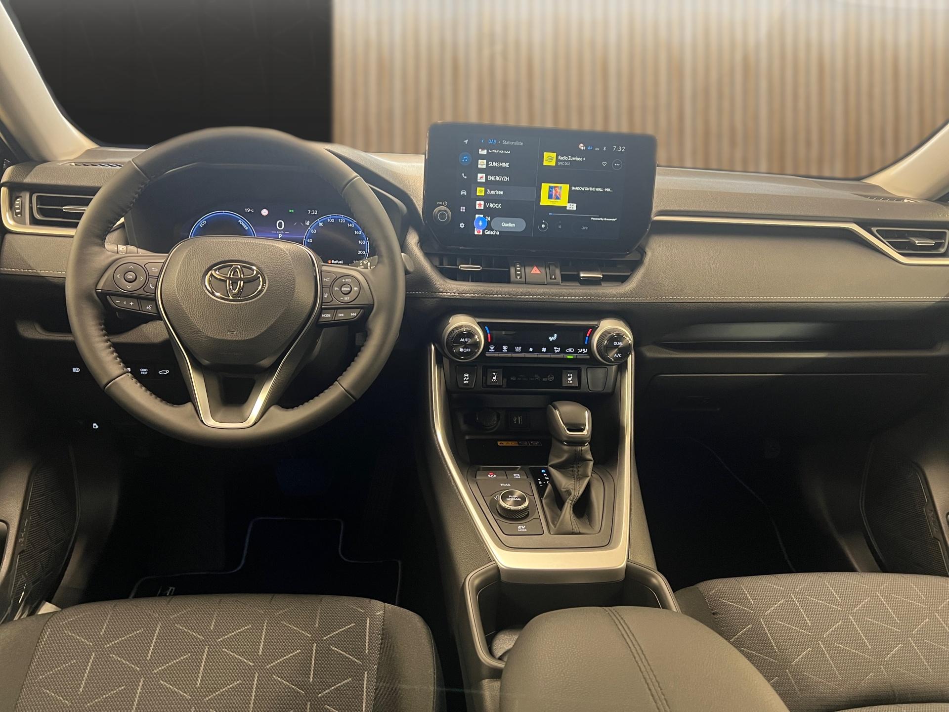 TOYOTA RAV-4 2.5 HSD Trend e-CVT 4WD-image-13