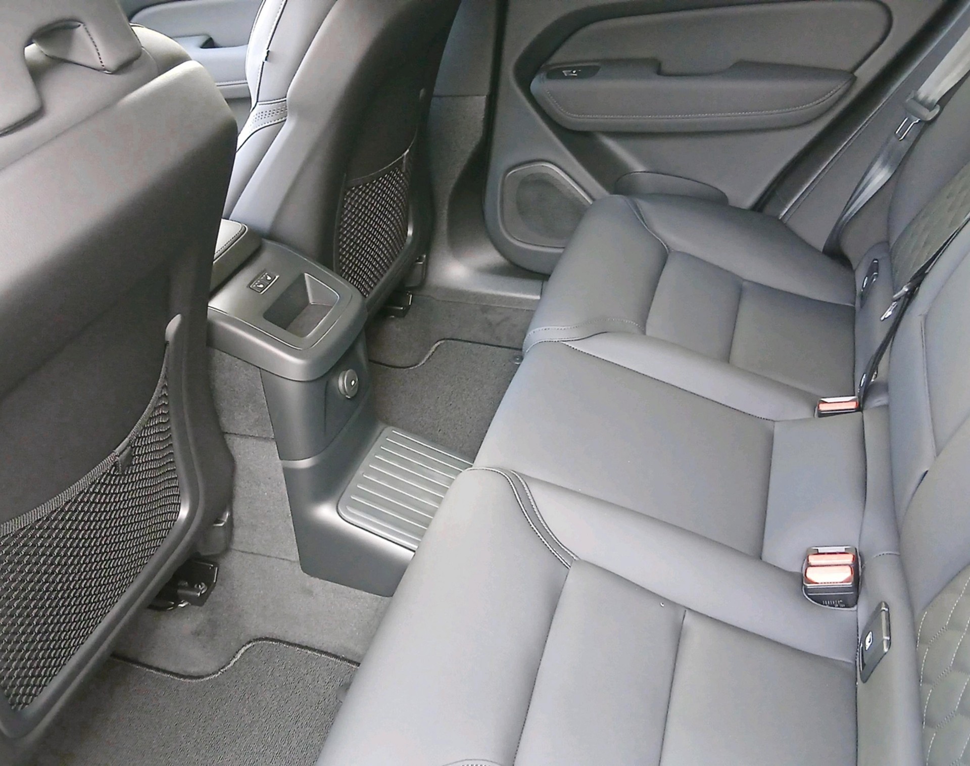 VOLVO XC60 2.0 T6 TE Plus Bright eAW-image-3