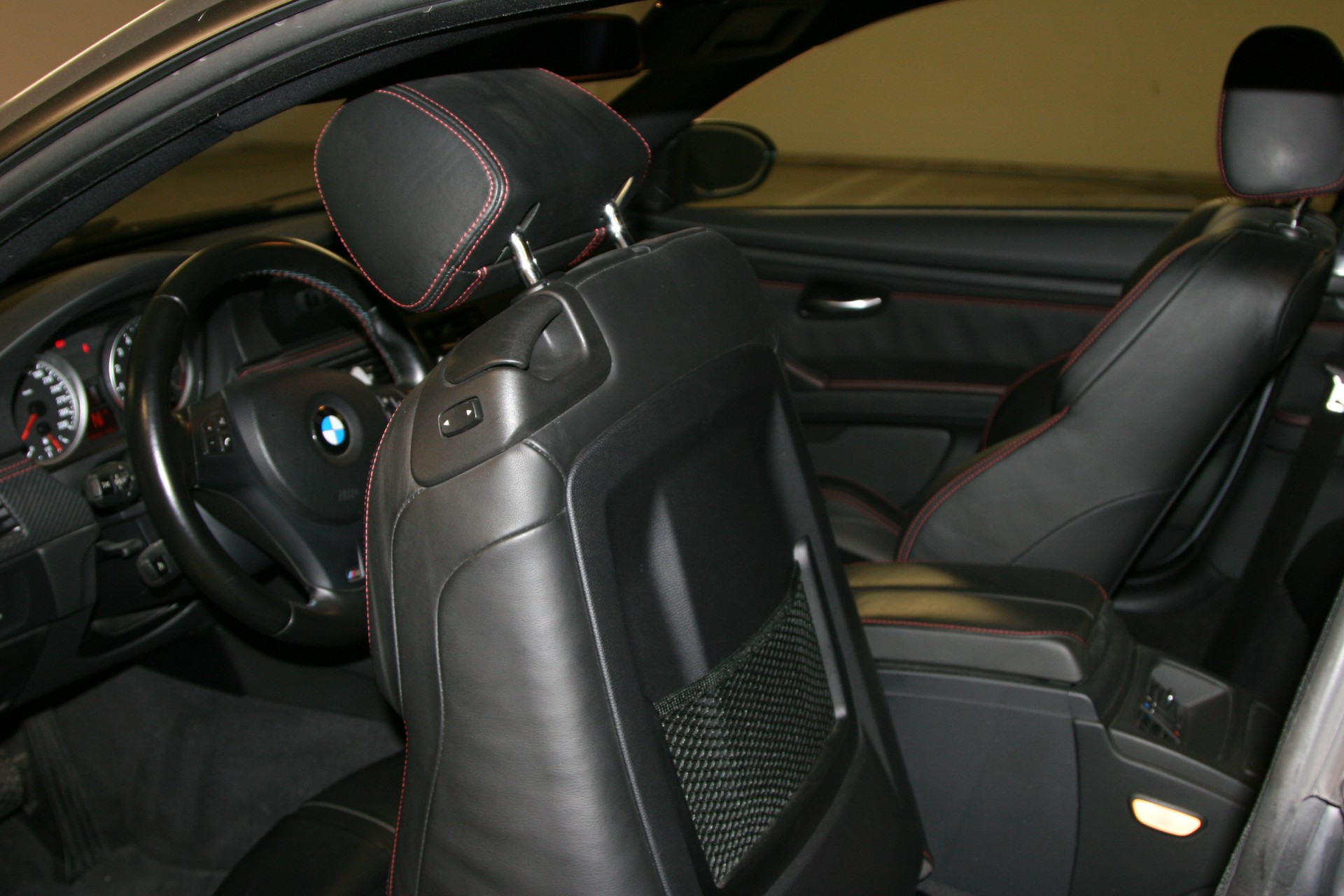 BMW M3 Coupé DSG-image-14