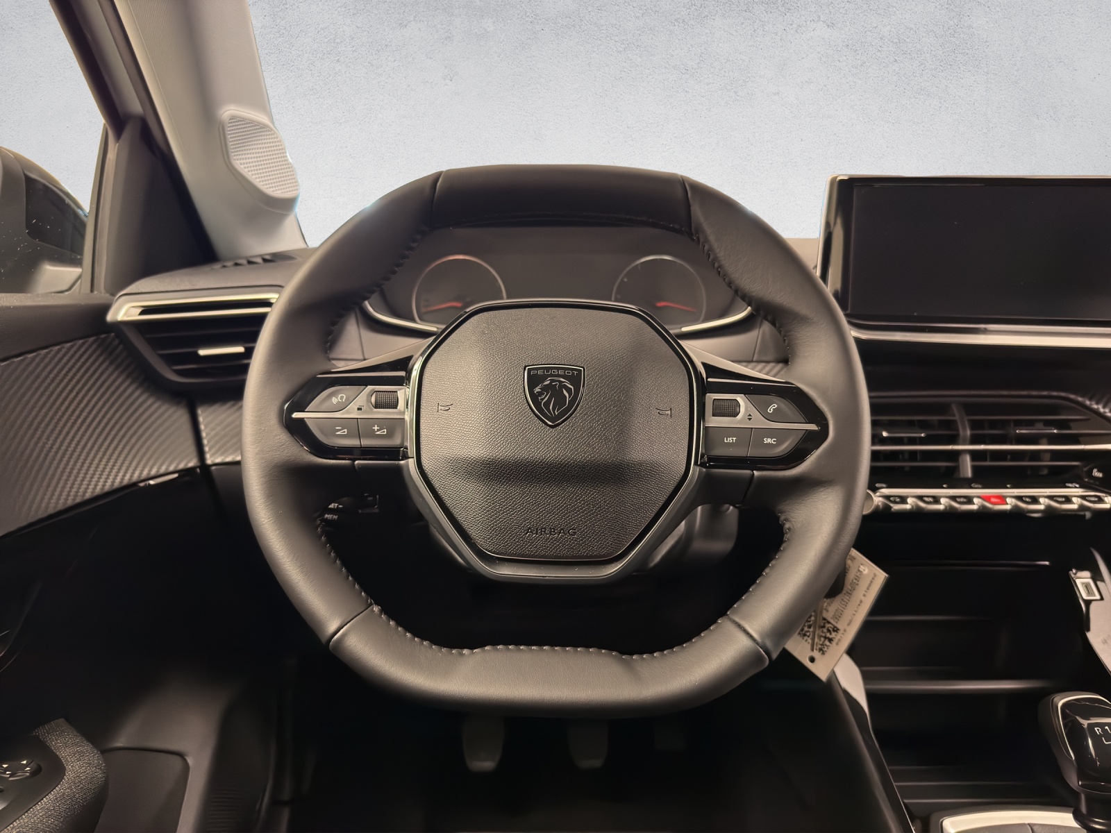 PEUGEOT 208 1.2 PureTech Style-image-10