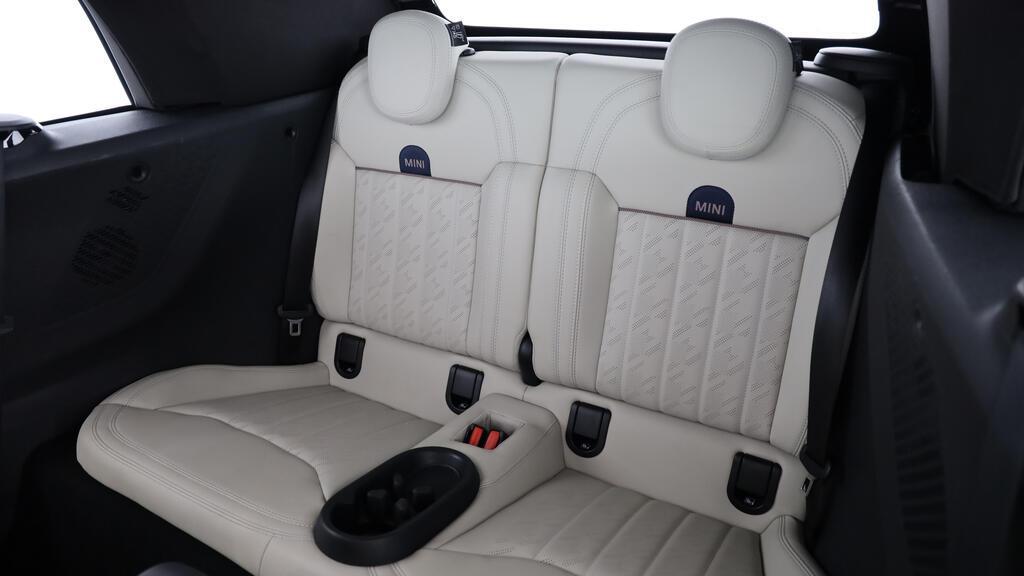 MINI Cooper S Cabrio-image-19
