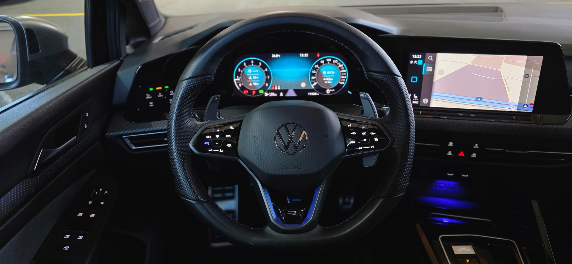 VW Golf 2.0 TSI R DSG 4Motion *ACC&LaneAssist*Schiebedach*Sitz-&Lenkradheizung*Carplay&AndroidAuto*Ambientebeleuchtung*-image-12