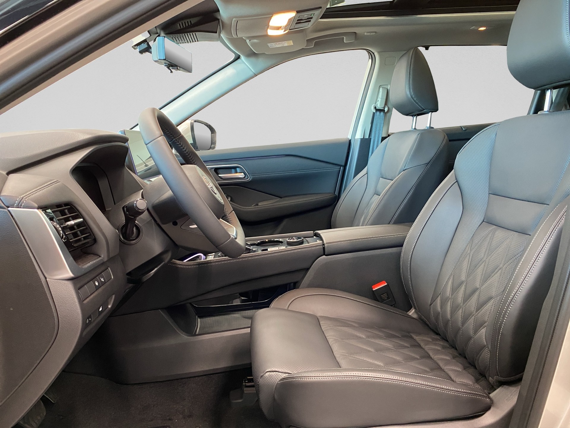 NISSAN X-Trail 1.5 VC-T e-Power 4WD 7 Sitze Tekna+-image-8