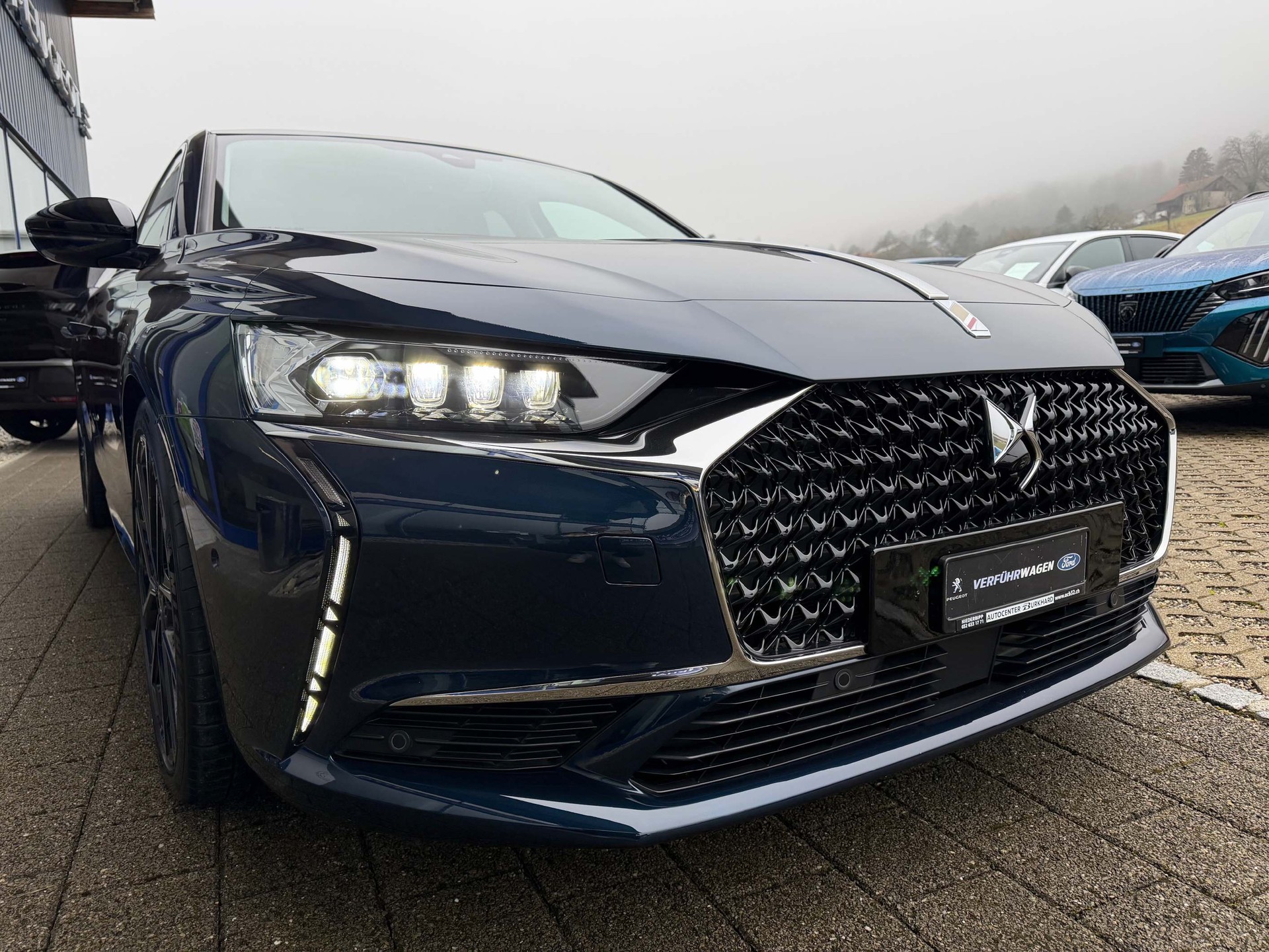DS AUTOMOBILES DS9 1.6 E-Tense Opera 4x4 360PS-image-2