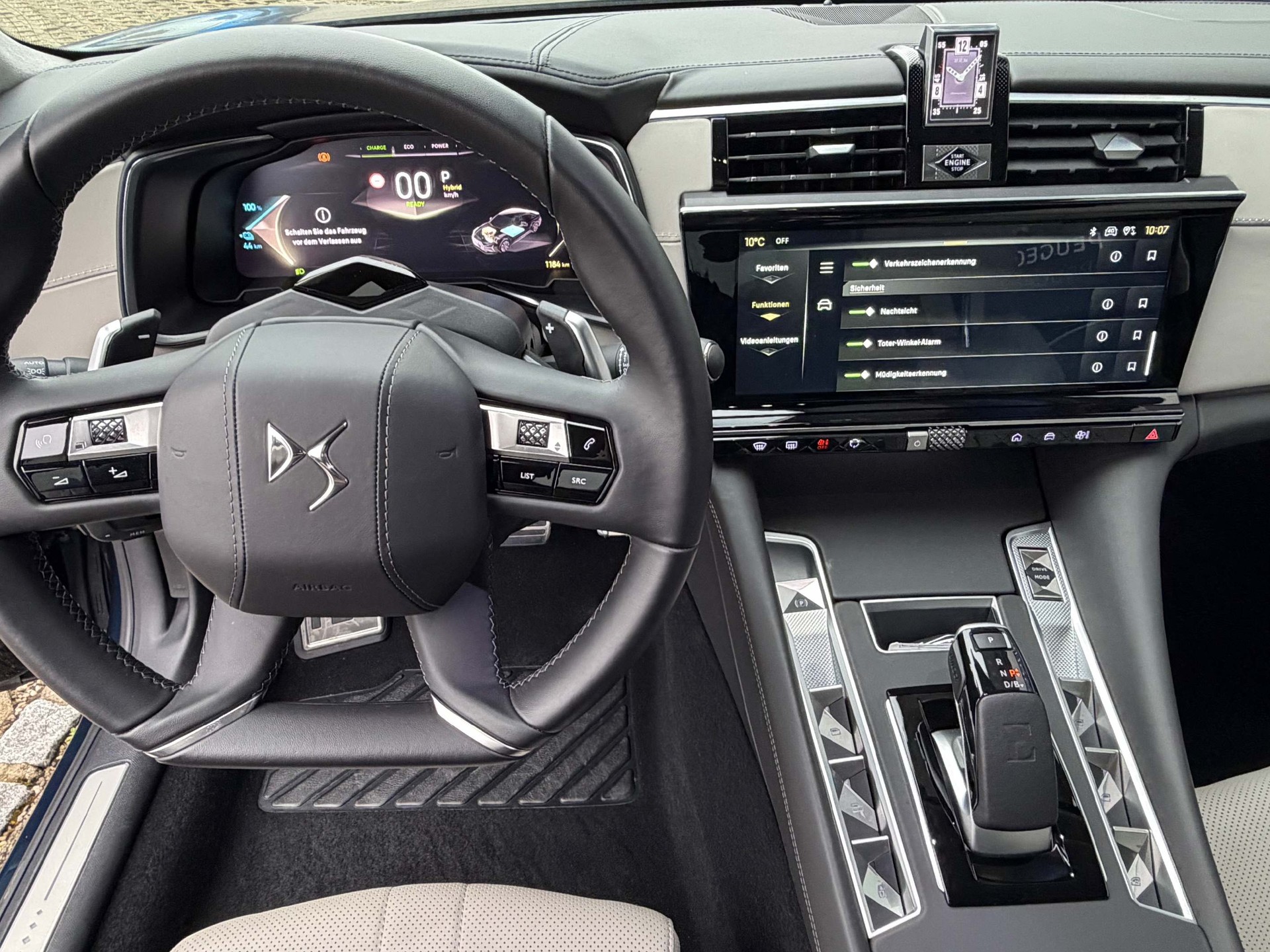 DS AUTOMOBILES DS9 1.6 E-Tense Opera 4x4 360PS-image-15