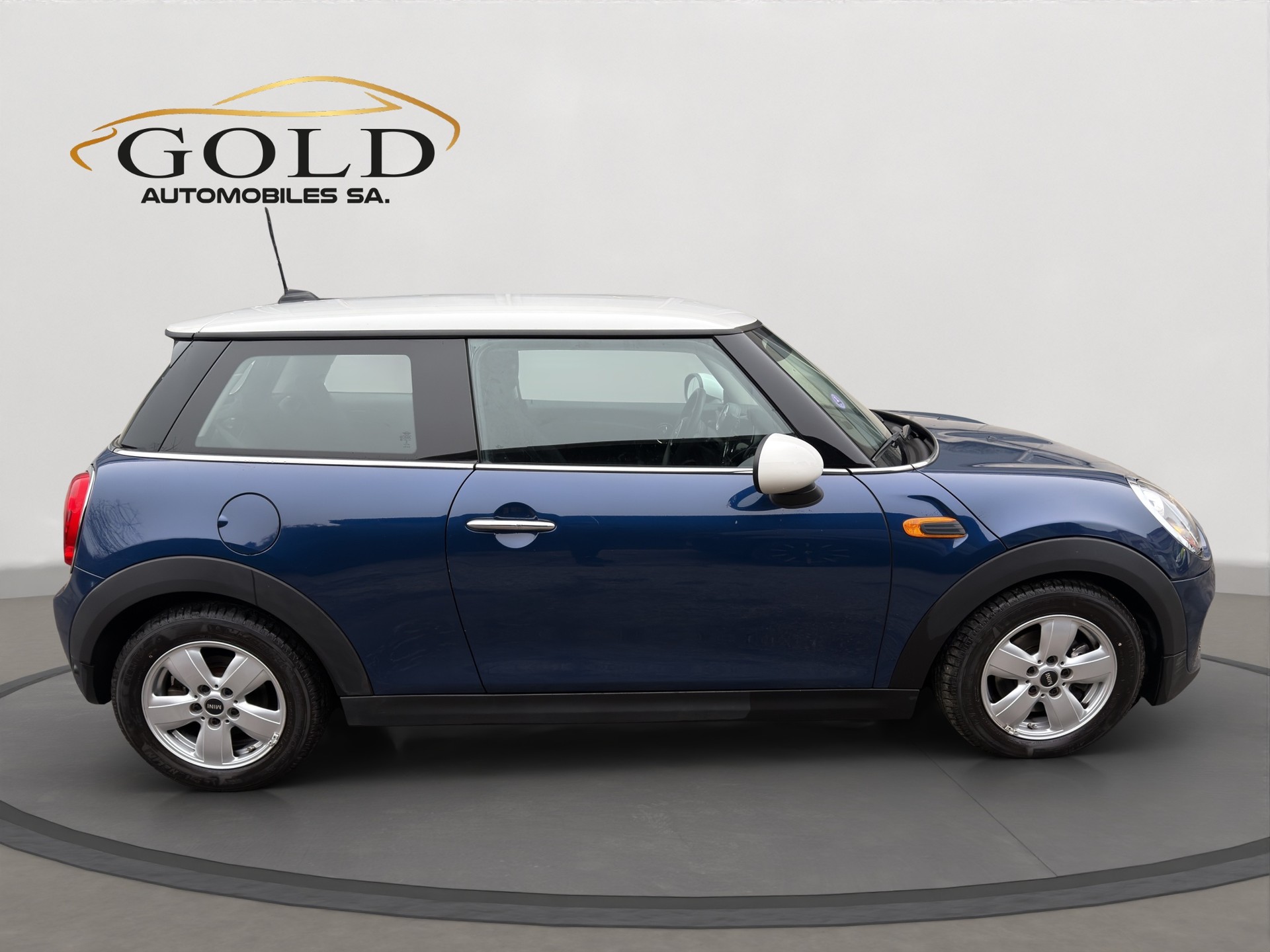 MINI Cooper-image-10