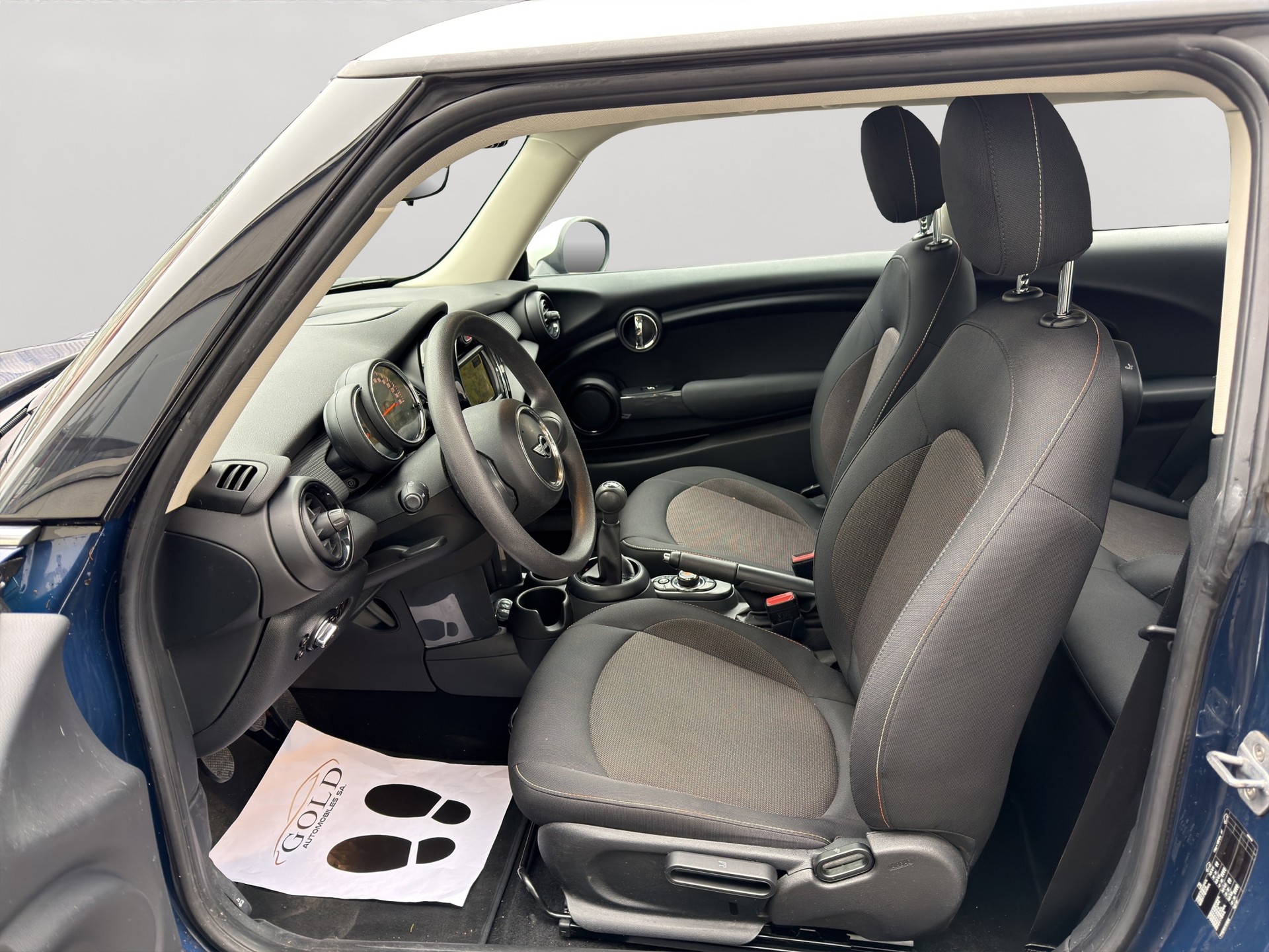 MINI Cooper-image-5