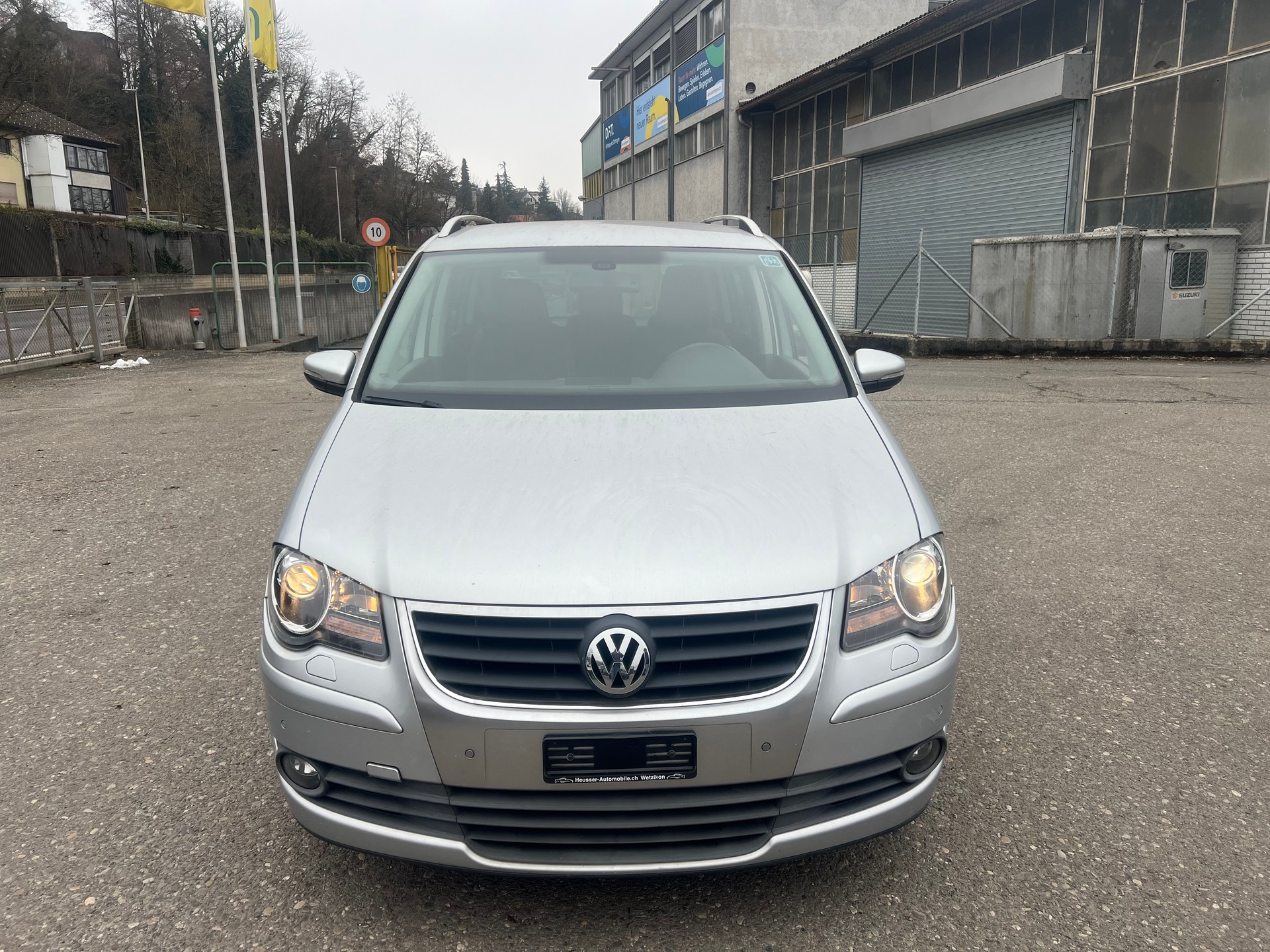 VW Touran 1.4 TSI Team DSG-image-1