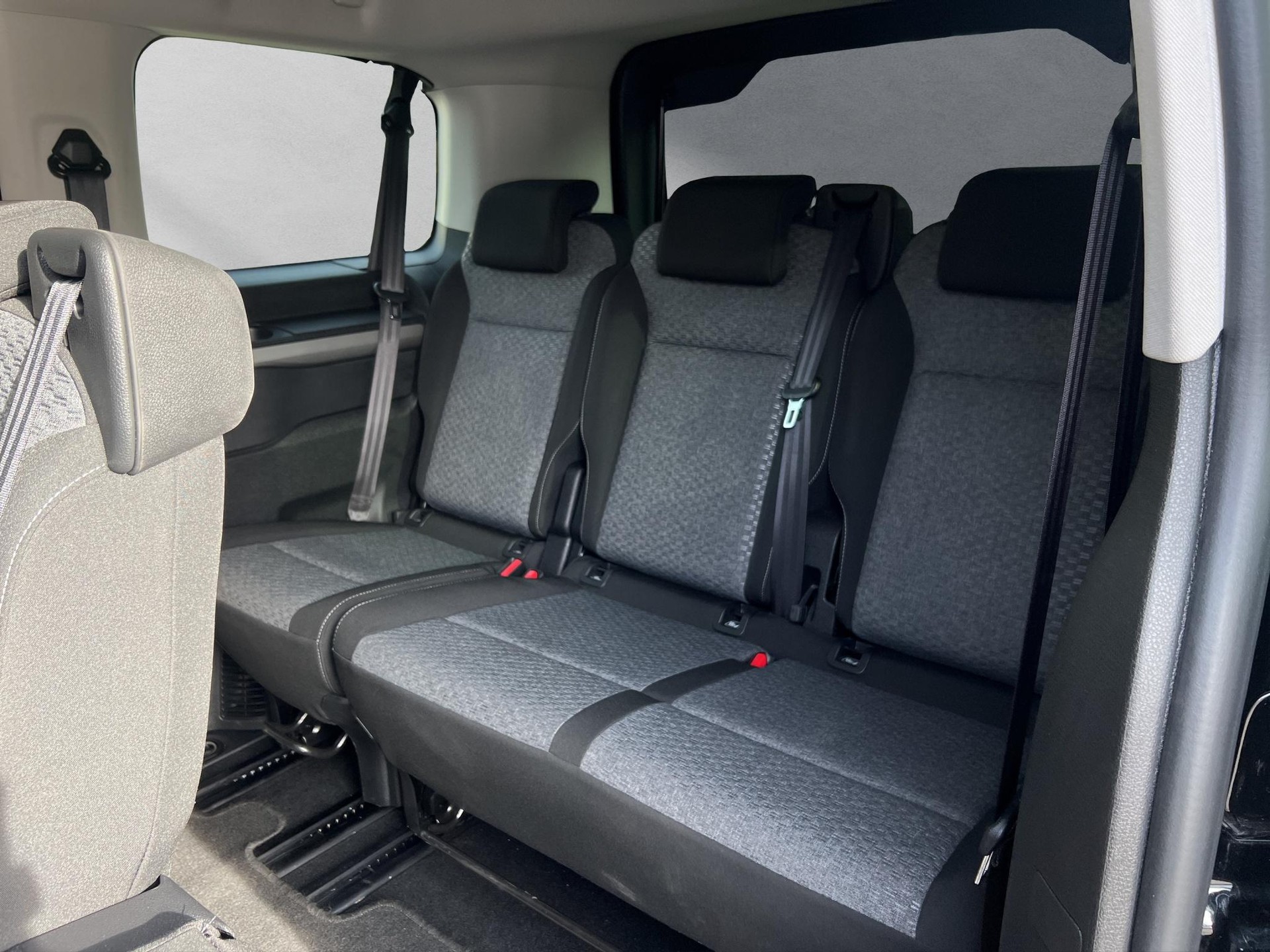 TOYOTA PROACE Verso L1 2.0 D Trend-image-9