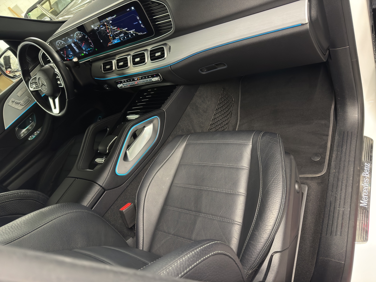 MERCEDES-BENZ GLE 450 AMG Line 4Matic-image-11