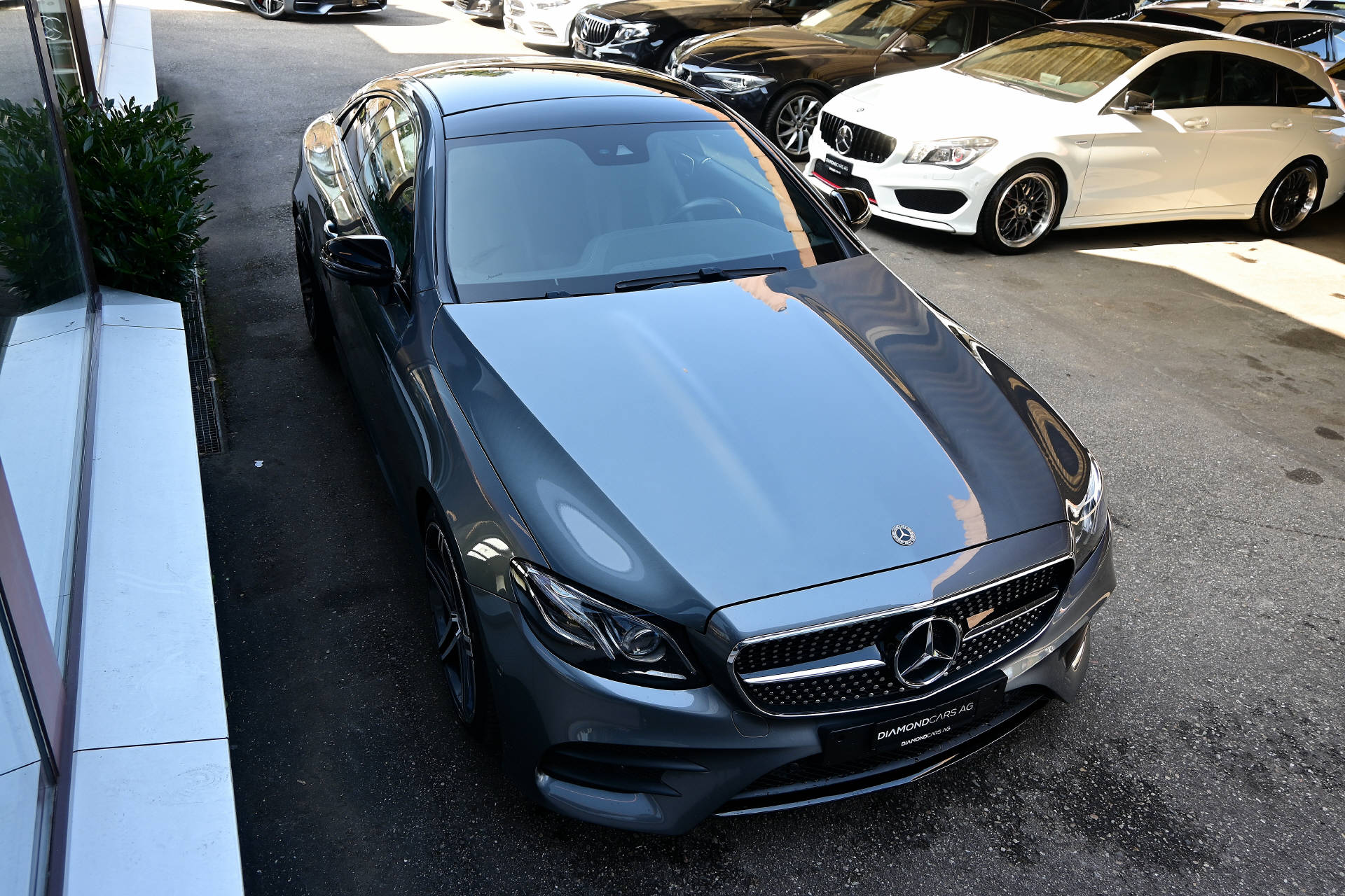 MERCEDES-BENZ E 300 AMG Line Coupé-image-2