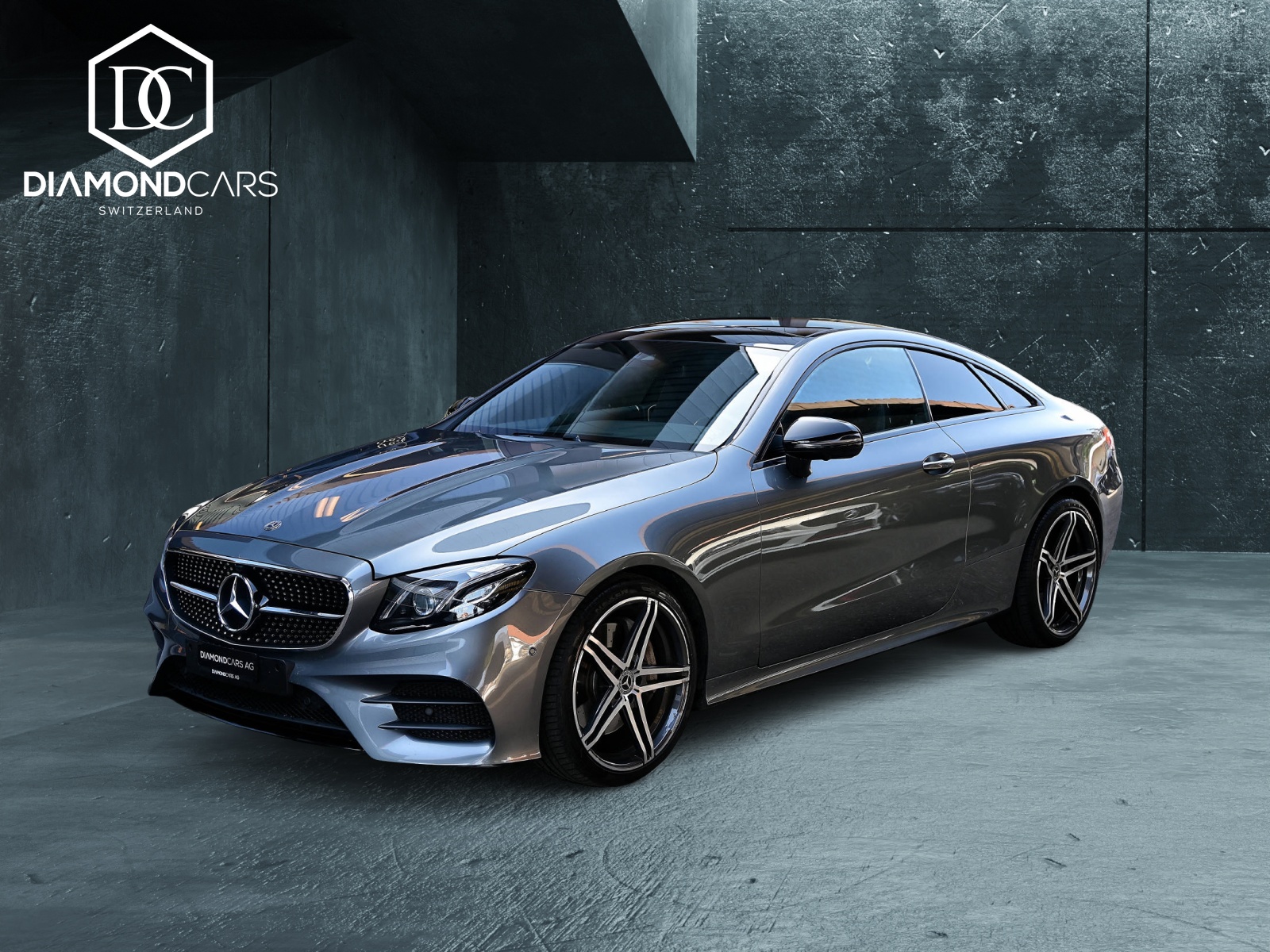 MERCEDES-BENZ E 300 AMG Line Coupé