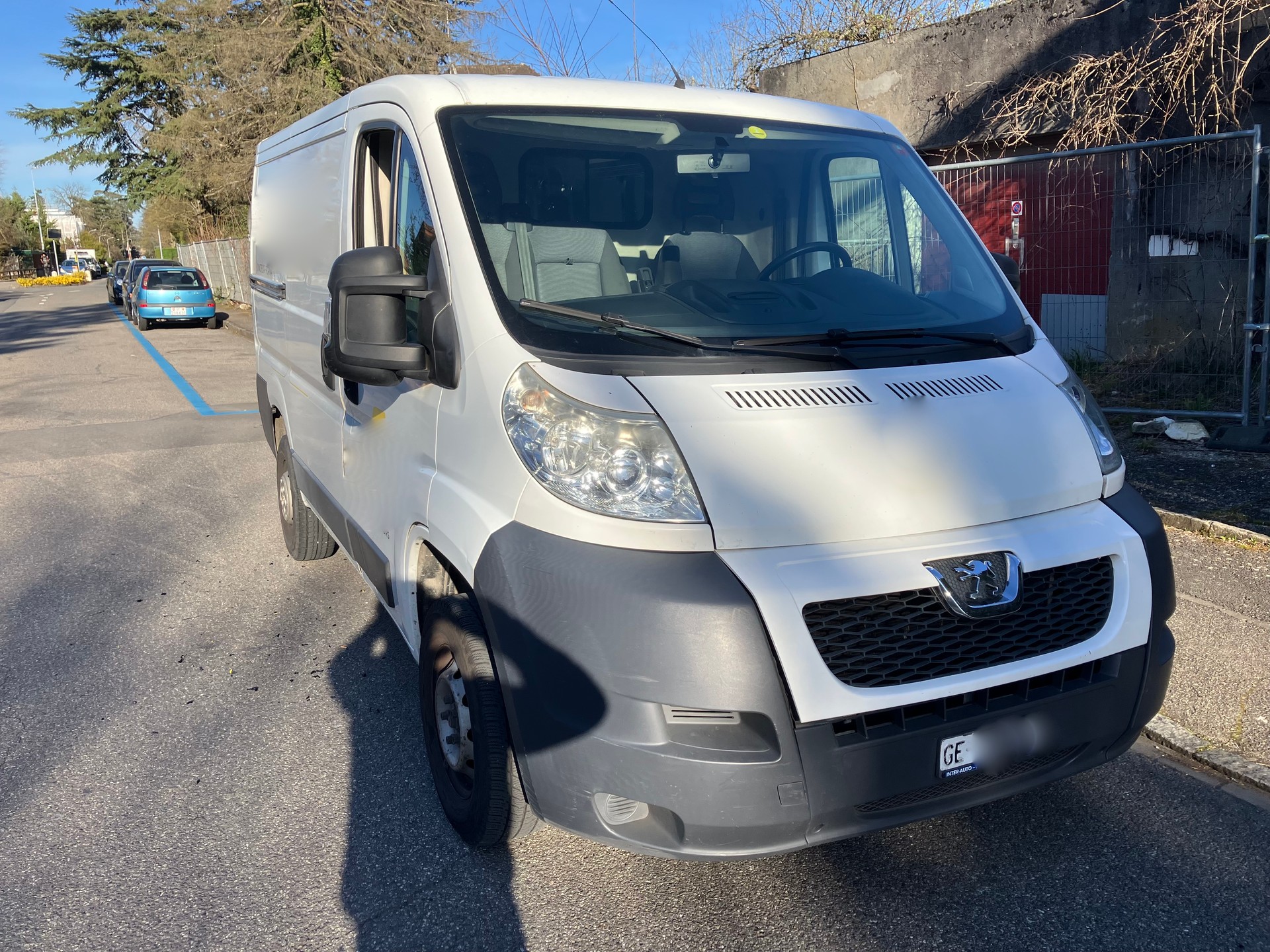 PEUGEOT Boxer 2.2 HDI 333 L1H1-image-0