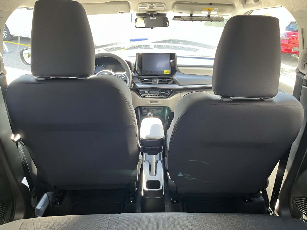 SUZUKI Swift 1.2 Tradizio Top Hybrid 4x4-image-5