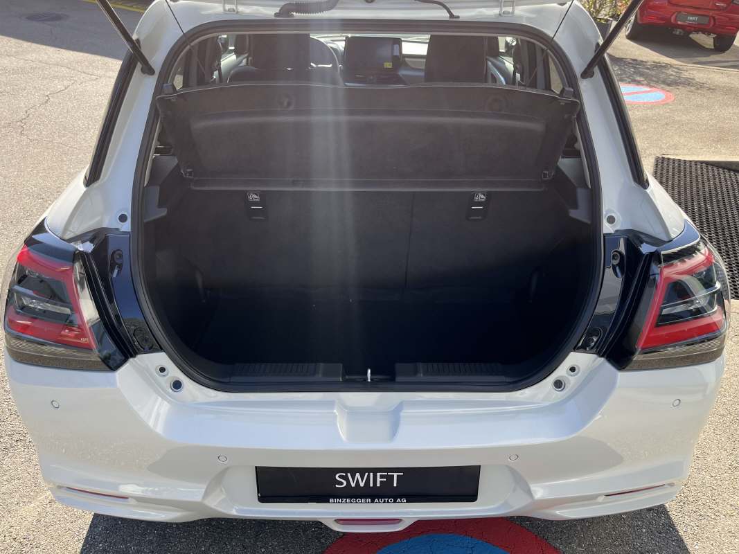 SUZUKI Swift 1.2 Tradizio Top Hybrid 4x4-image-4