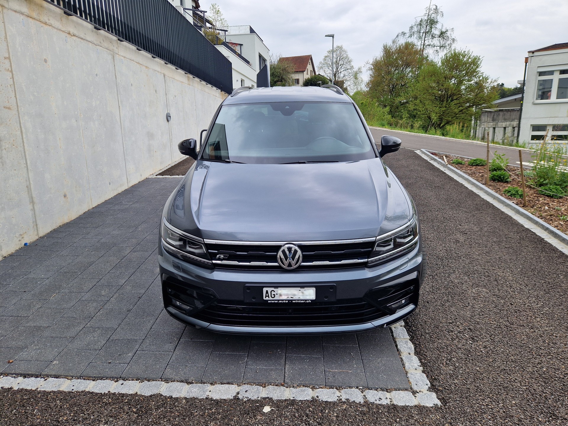 VW Tiguan Allspace 2.0 TDI SCR R-Line 4Motion DSG-image-1