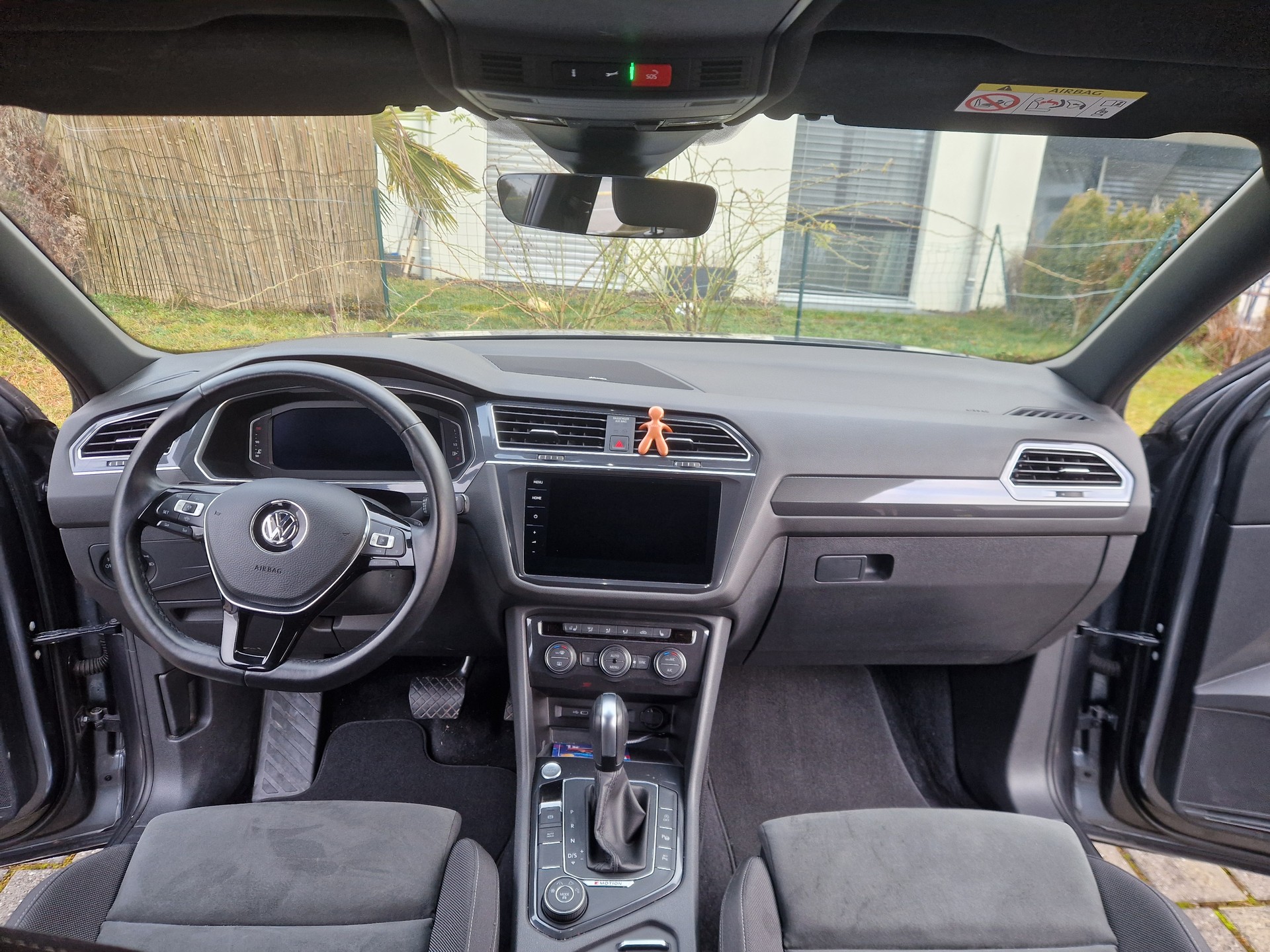 VW Tiguan Allspace 2.0 TDI SCR R-Line 4Motion DSG-image-6