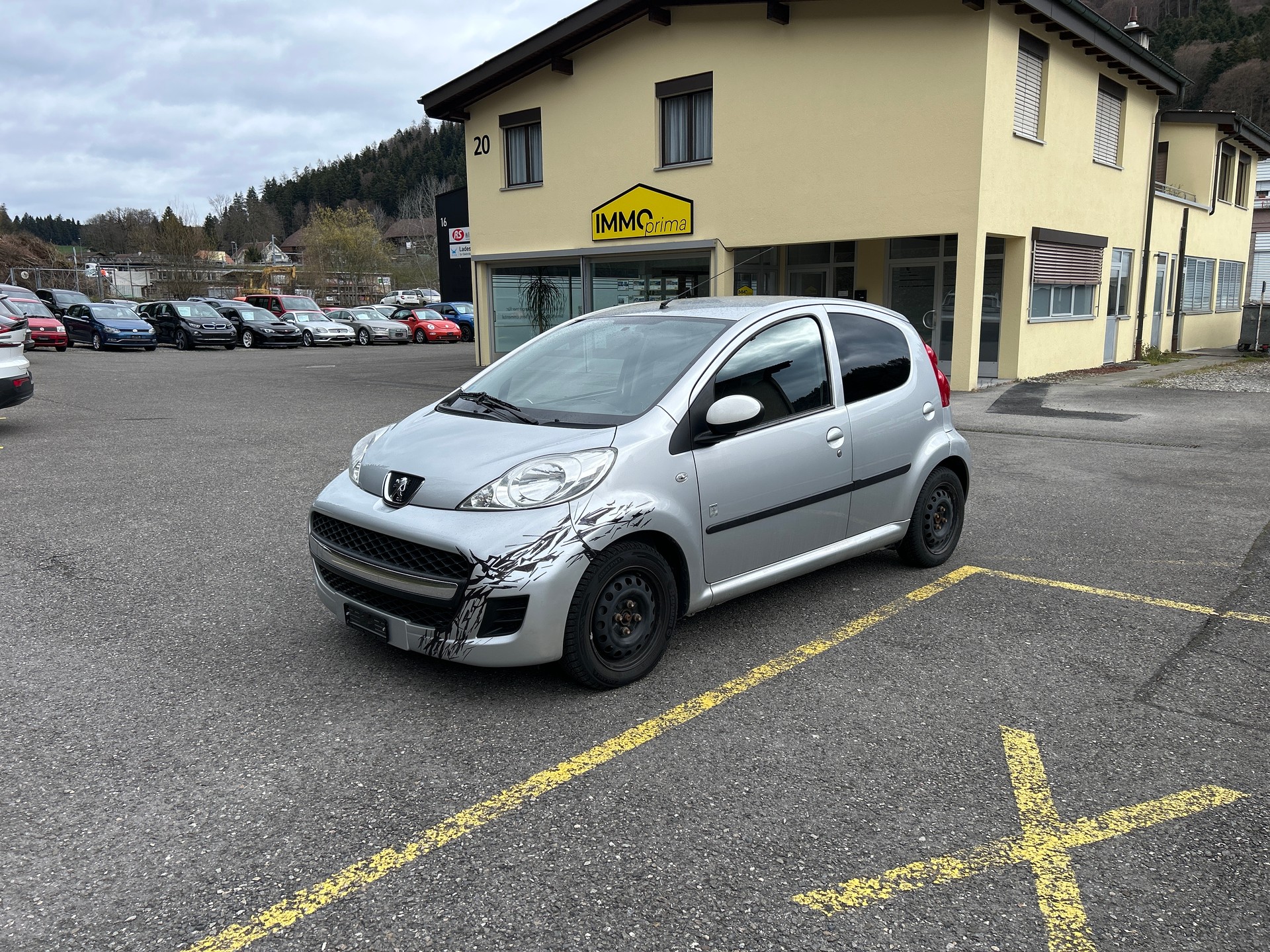 PEUGEOT 107 1.0 Swiss Edition