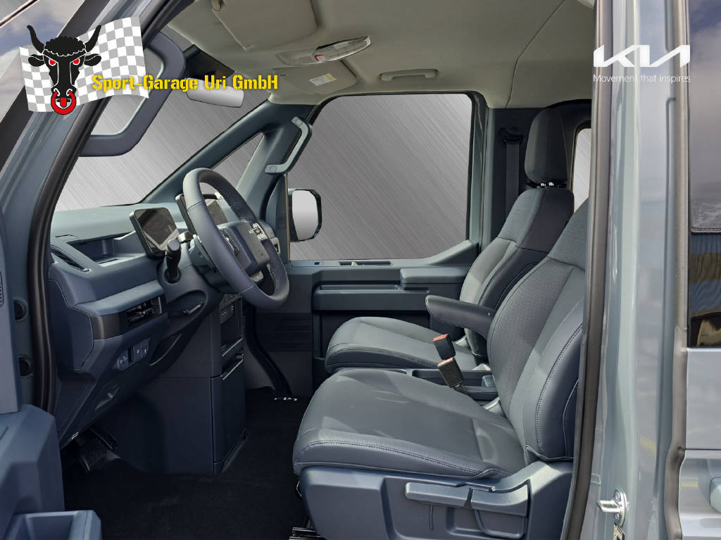 KIA PV5 Passenger 71.2 kWh Plus-image-8