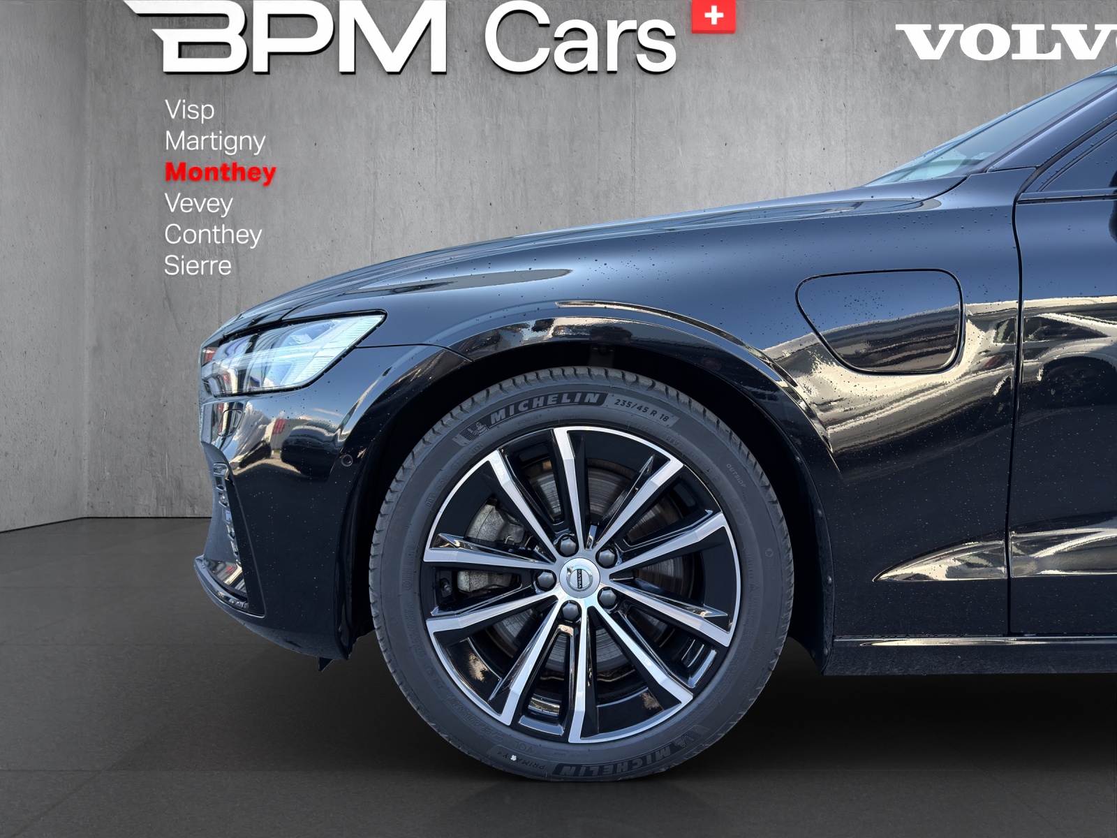 Image VOLVO V60 V60 T8 eAWD Plug in Hybrid Ultra Dark Geartronic