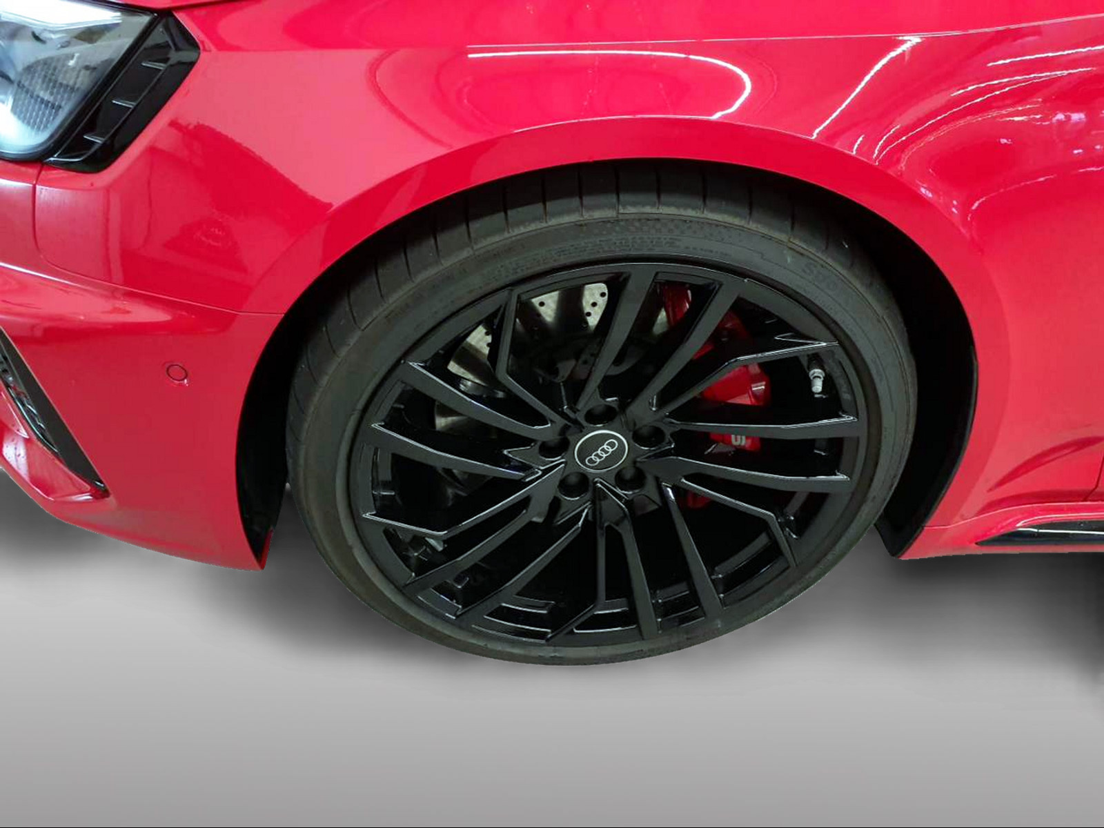 AUDI RS4 Avant quattro tiptronic-image-2