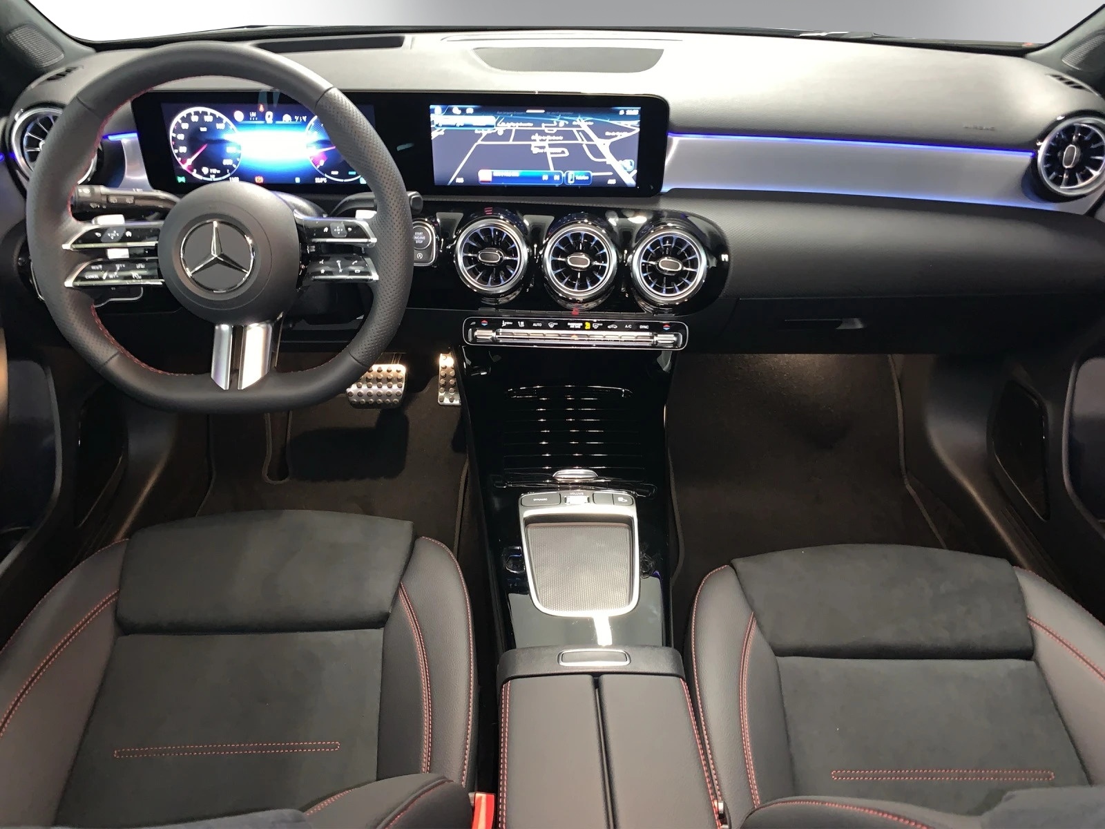 Image MERCEDES-BENZ A-180 A 180 d 8G-DCT