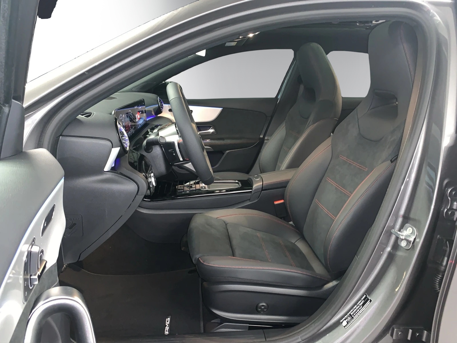 Image MERCEDES-BENZ A-180 A 180 d 8G-DCT